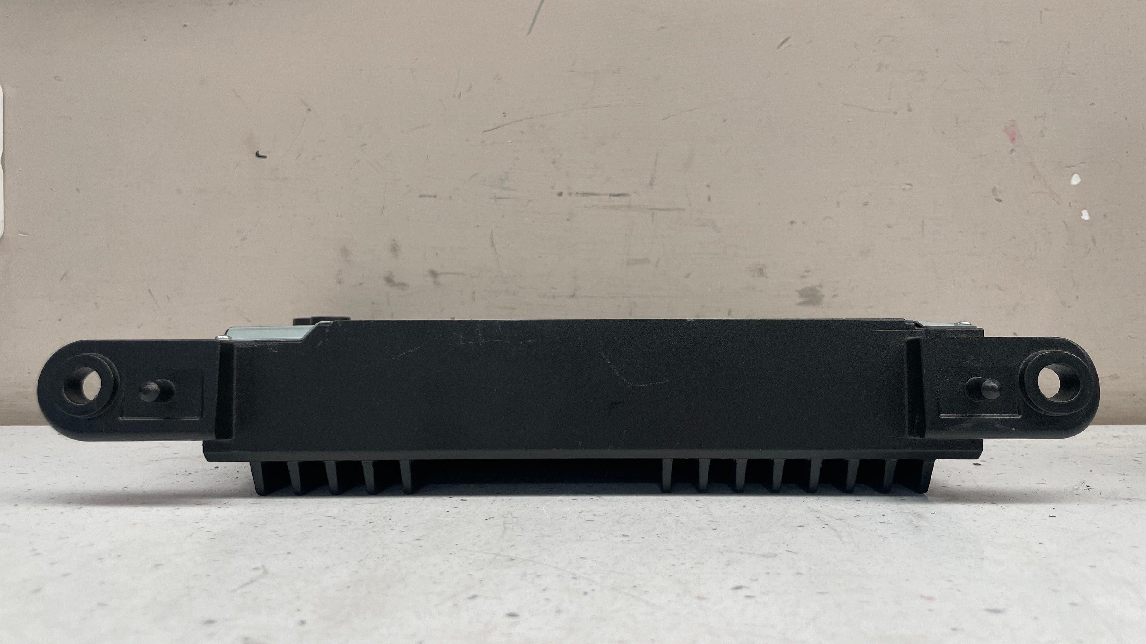 32212303AA VOLVO XC90 SOUND AMPLIFIER CONTROL