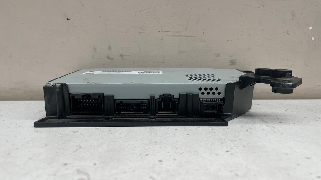 32212303AA VOLVO XC90 SOUND AMPLIFIER CONTROL