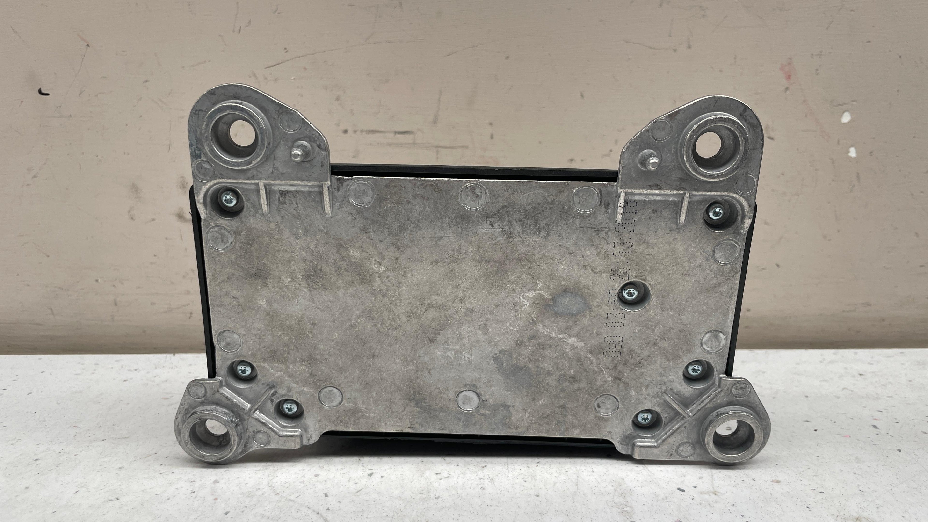 32221372  VOLVO SRS CONTROL MODULE