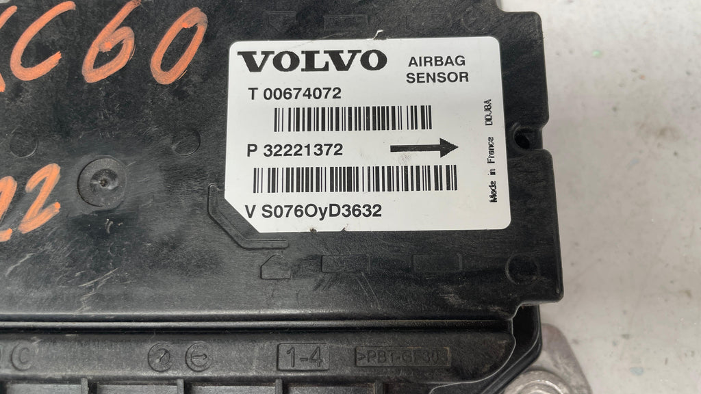 32221372  VOLVO SRS CONTROL MODULE