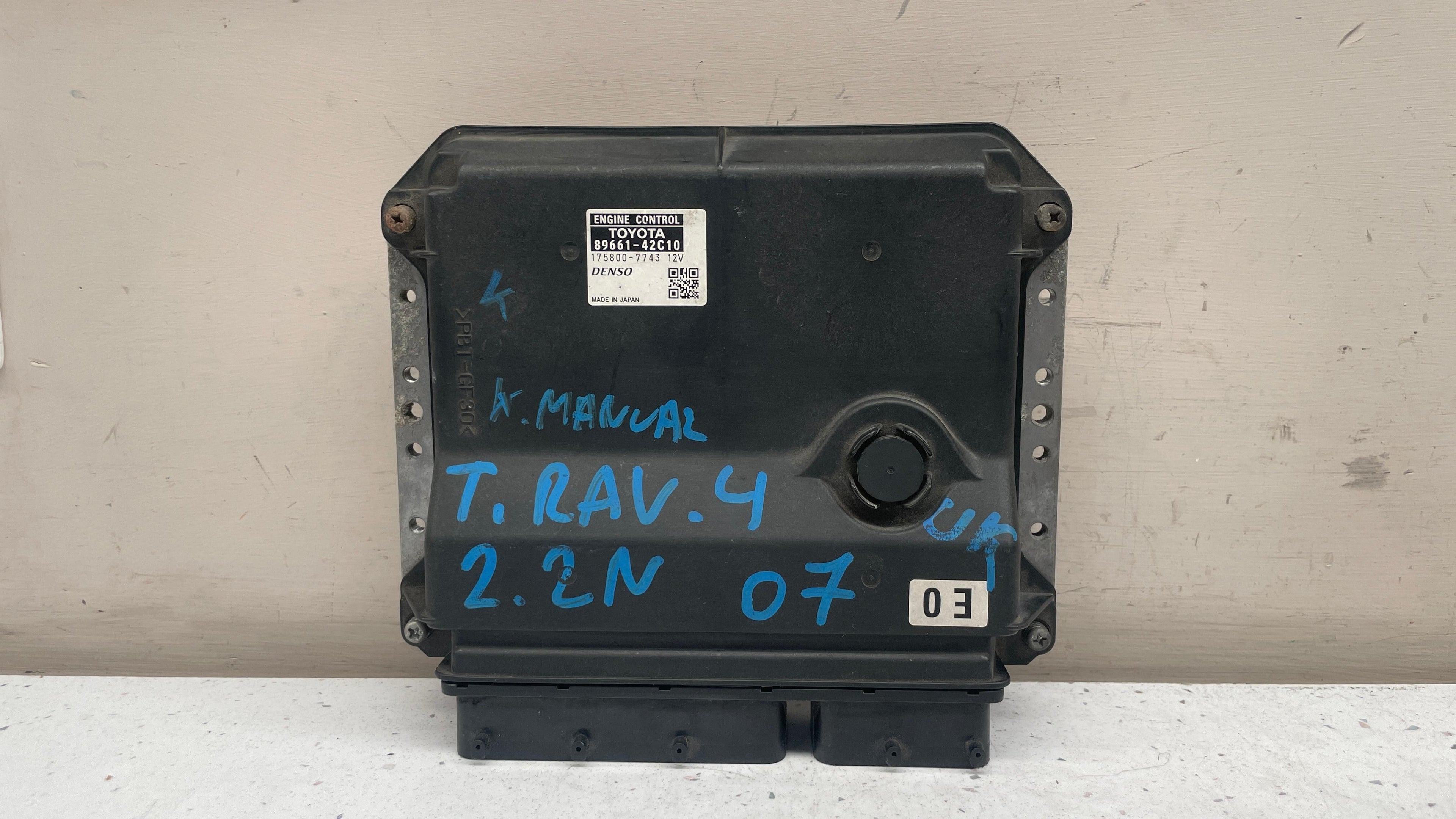 89661-42C10 TOYOTA RAV4 ENGINE CONTROL MODULE