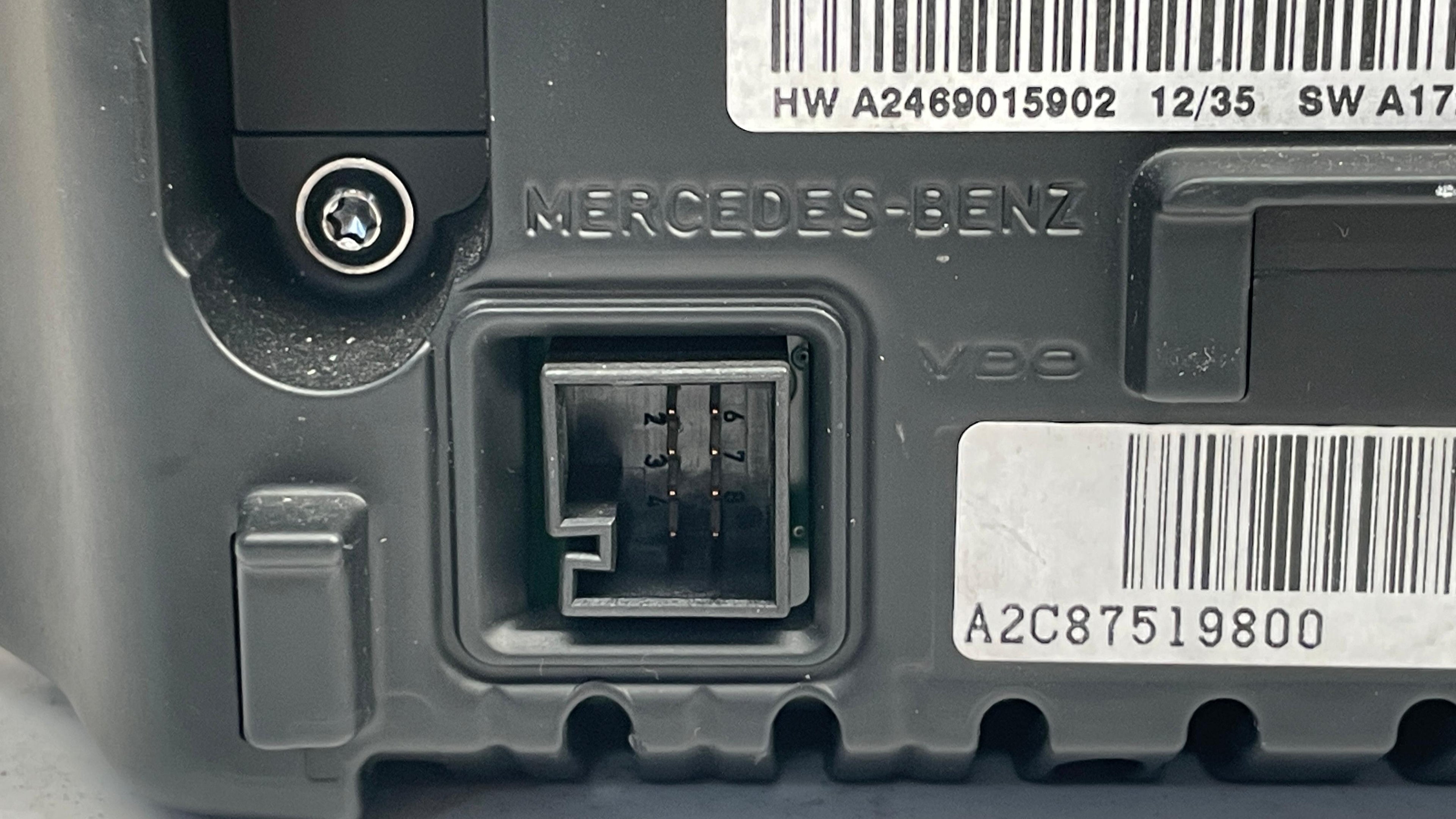 A2469001106 MERCEDES  A-CLASS  INFOTAINMENT DISPLAY SCREEN