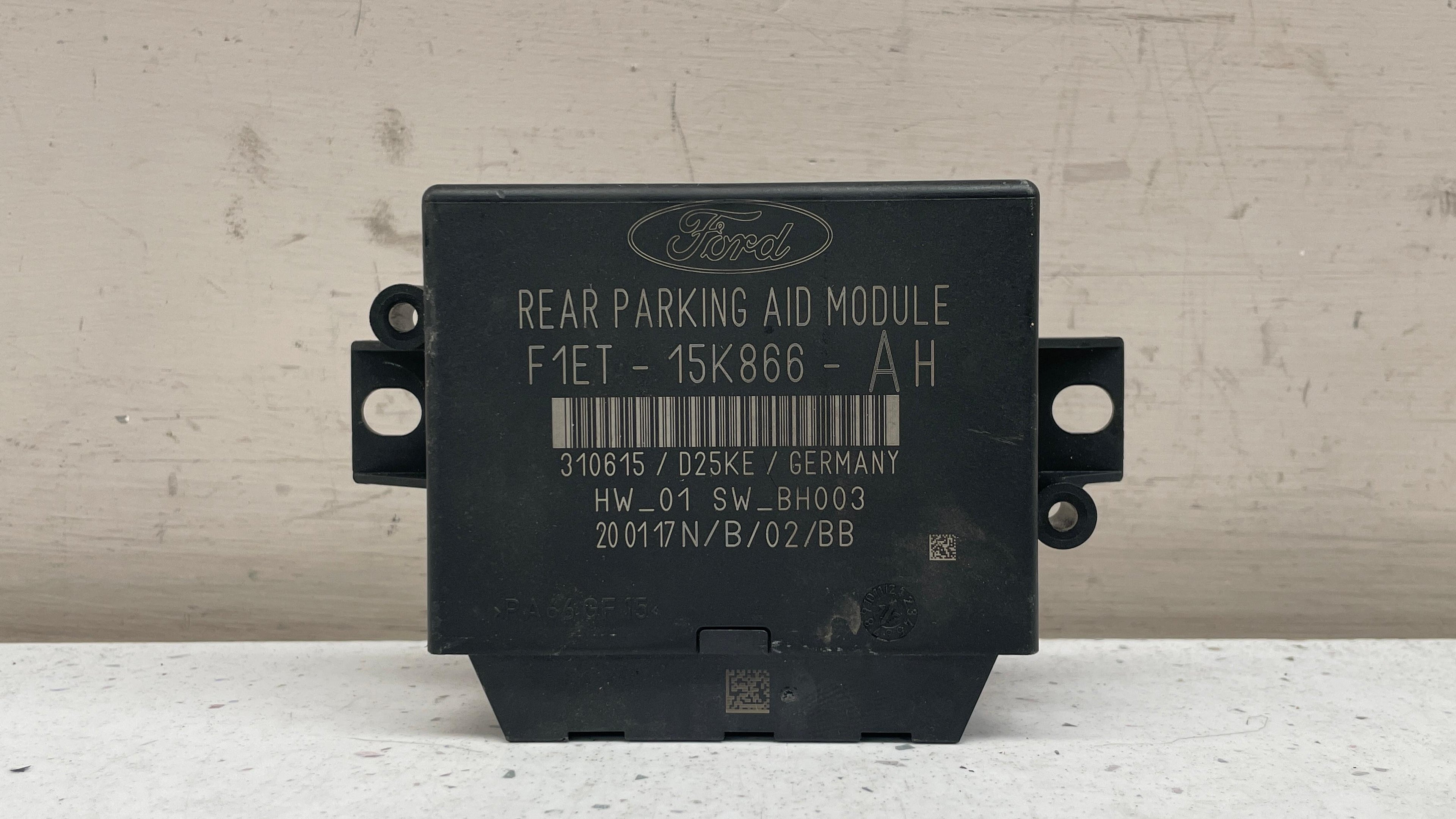 F1ET-15K866-AH FORD PARKING DISTANCE CONTROL