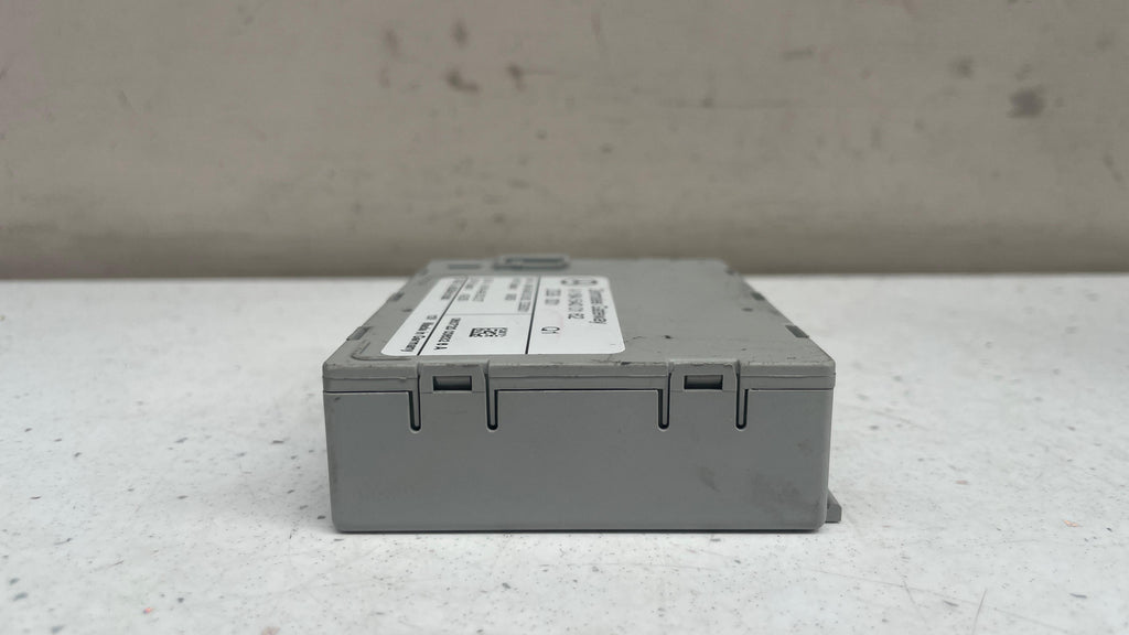 A1645400162 MERCEDES GATEWAY CONTROL MODULE