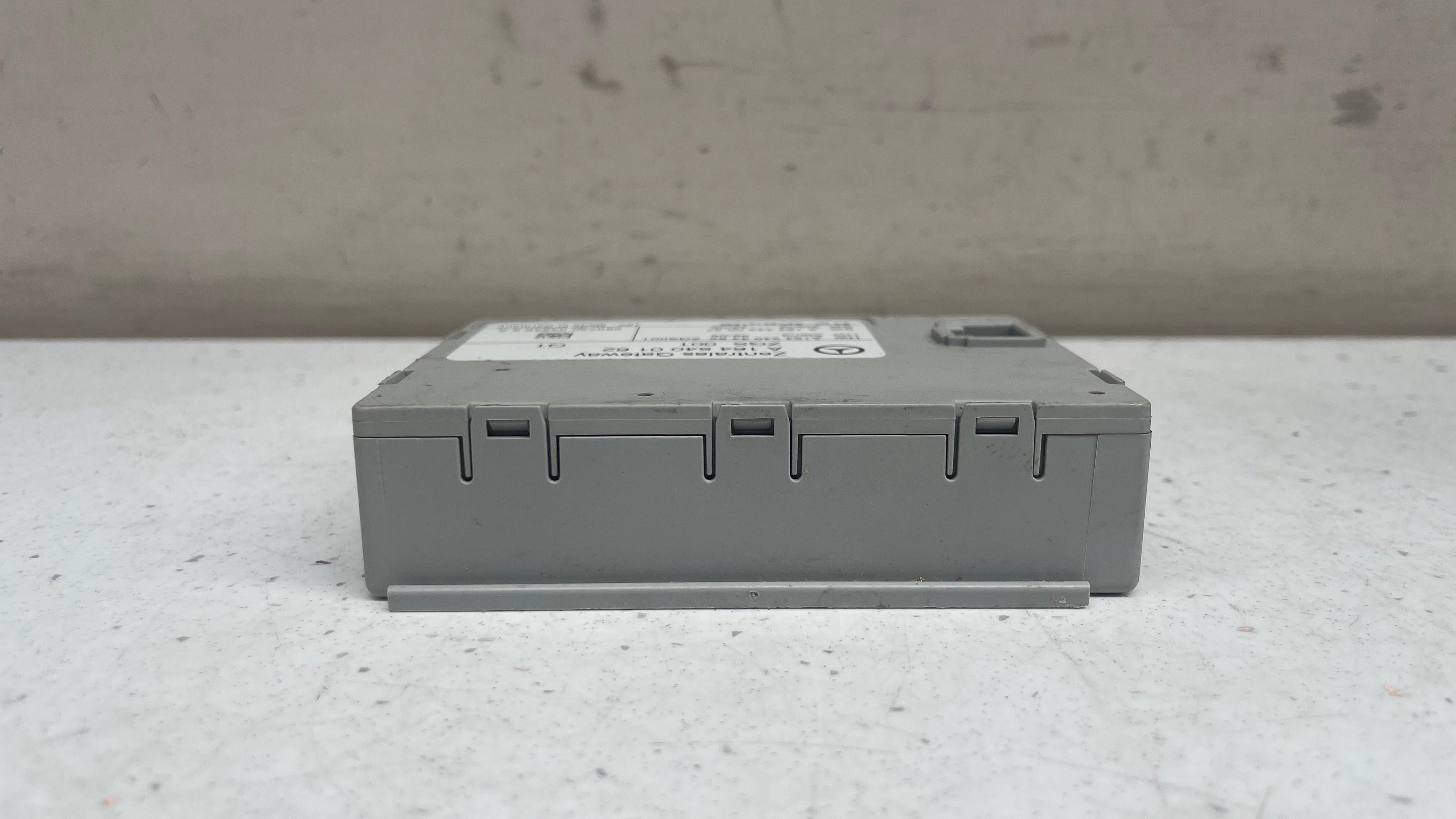 A1645400162 MERCEDES GATEWAY CONTROL MODULE