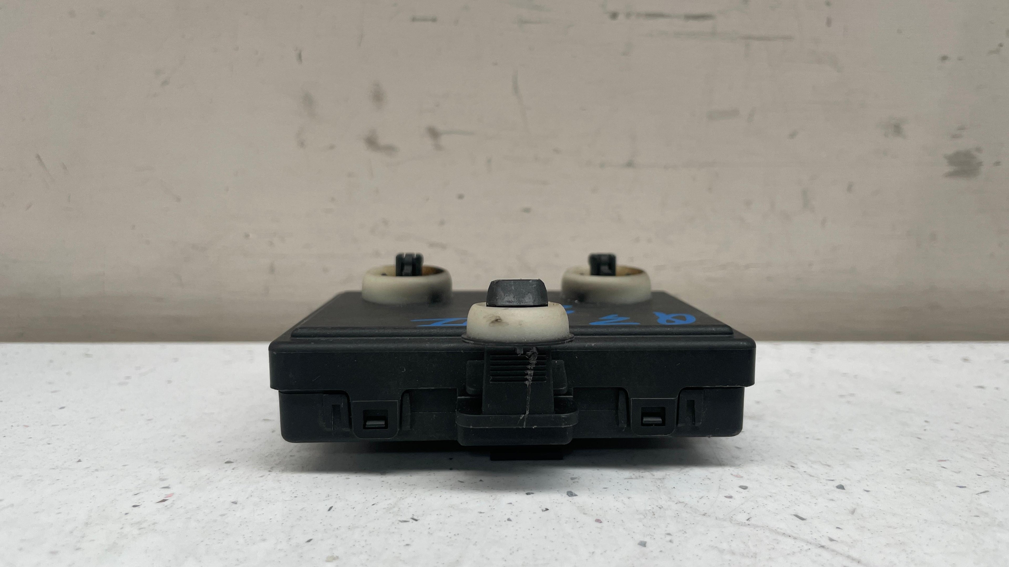 5Q0959595K AUDI DOOR WINDOW CONTROL