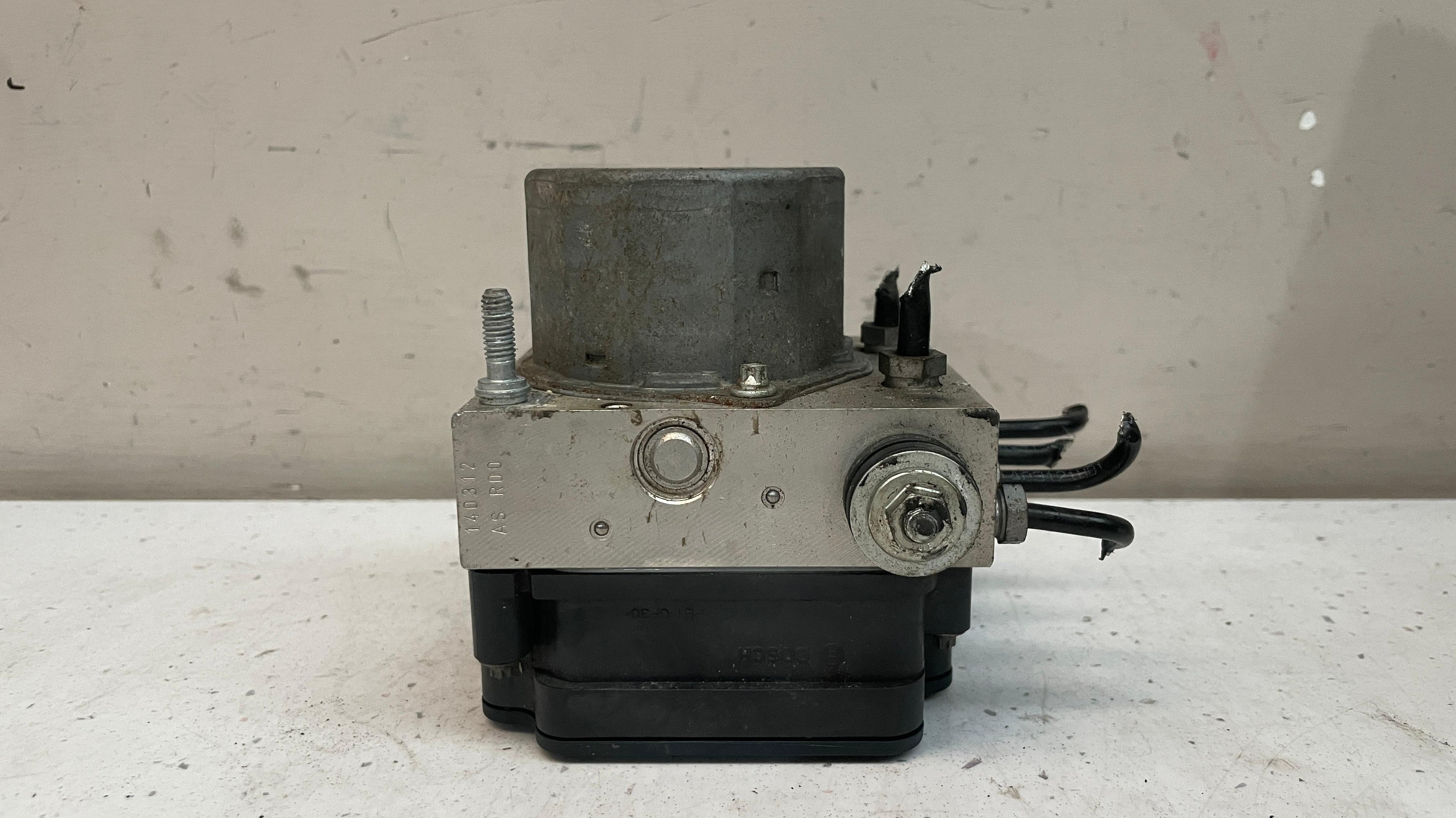 A0094316412 MERCEDES ABS ESP HYDRAULIC PUMP CONTROL