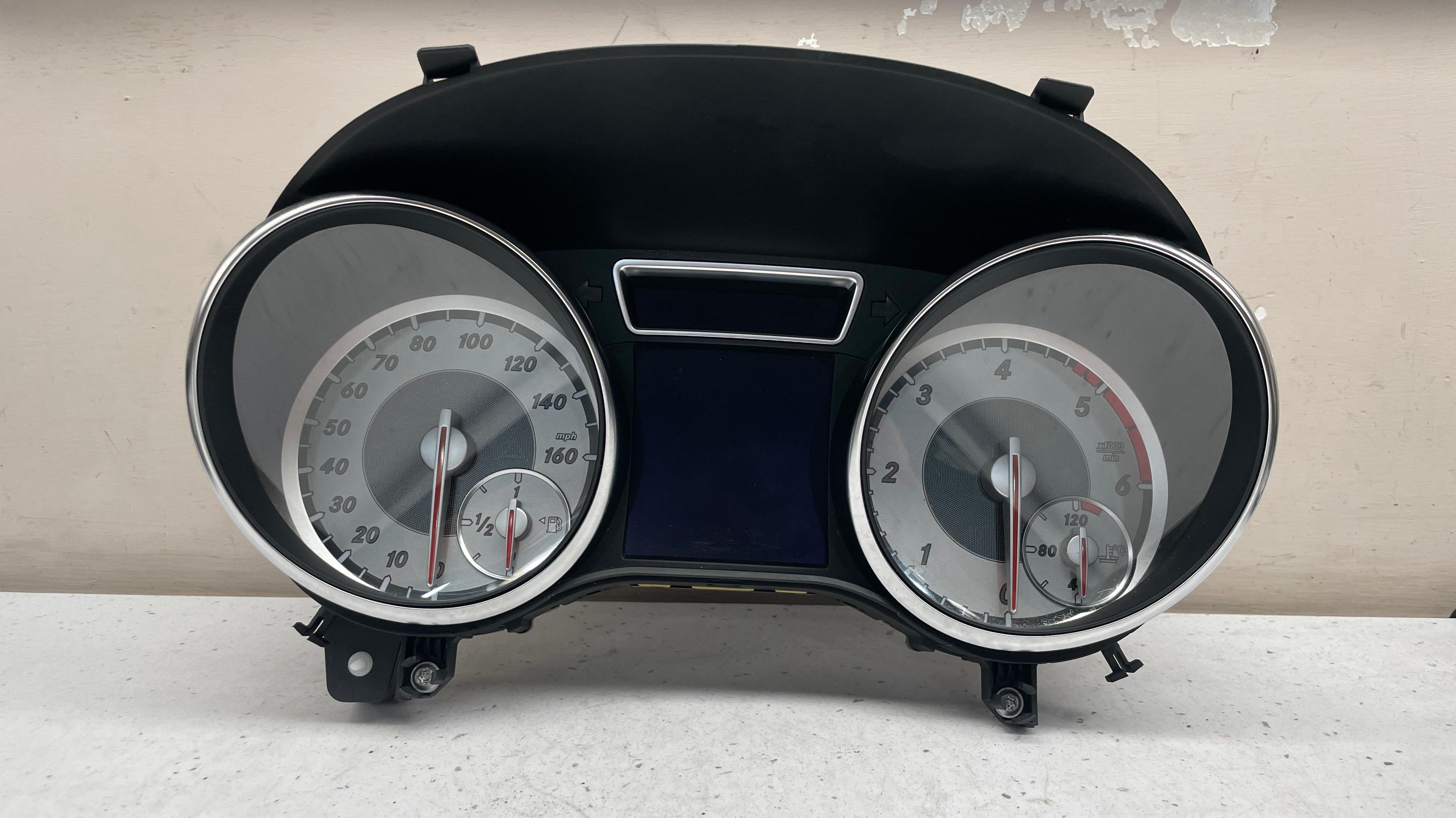 A1179008200 MERCEDES CLA INSTRUMENT CLUSTER PANEL