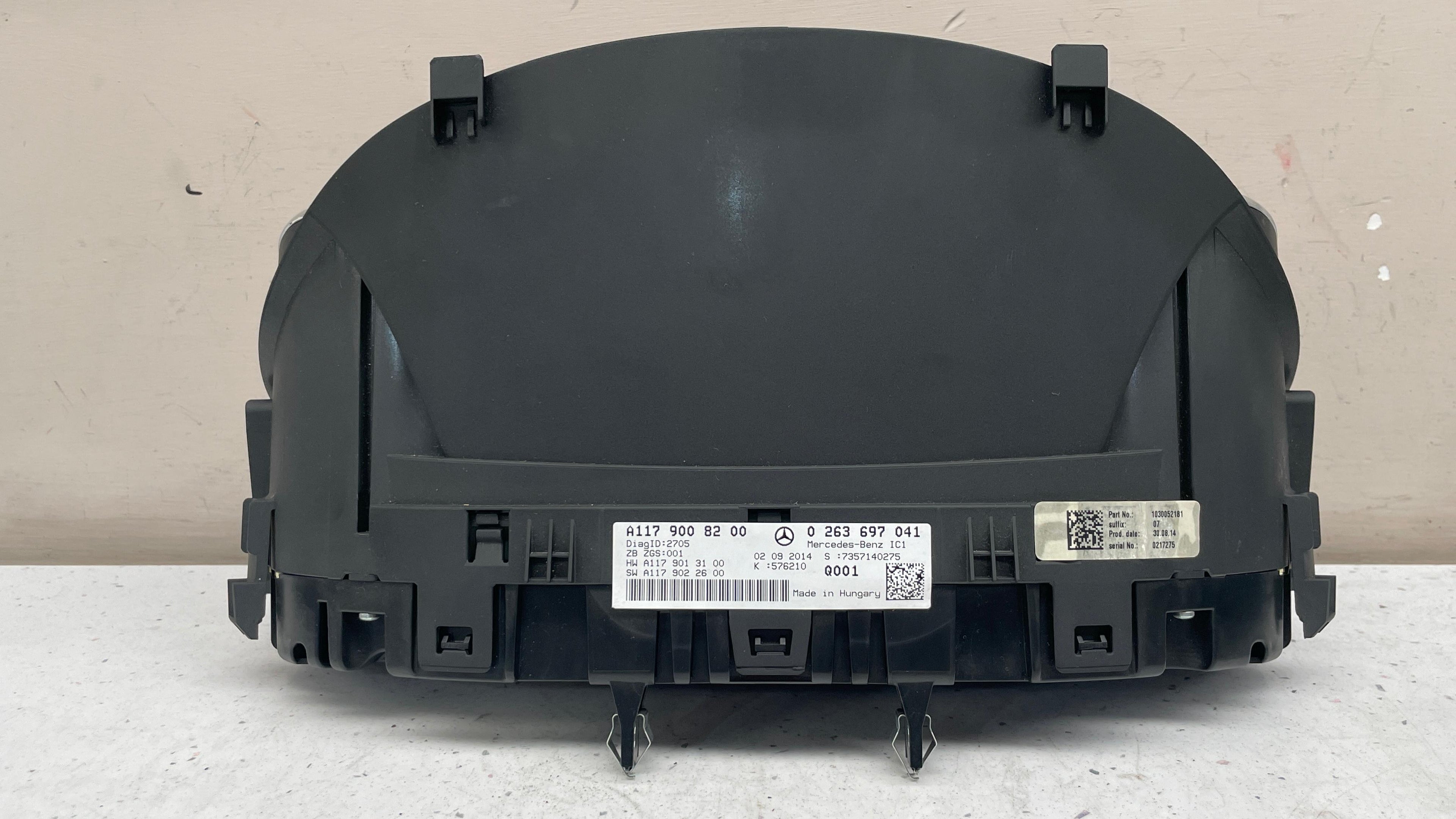 A1179008200 MERCEDES CLA INSTRUMENT CLUSTER PANEL
