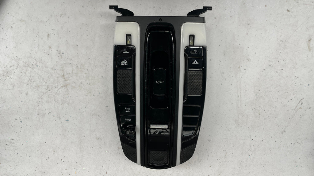9Y0947135FT PORSCHE  CAYENNE  ROOF CONSOLE FRONT
