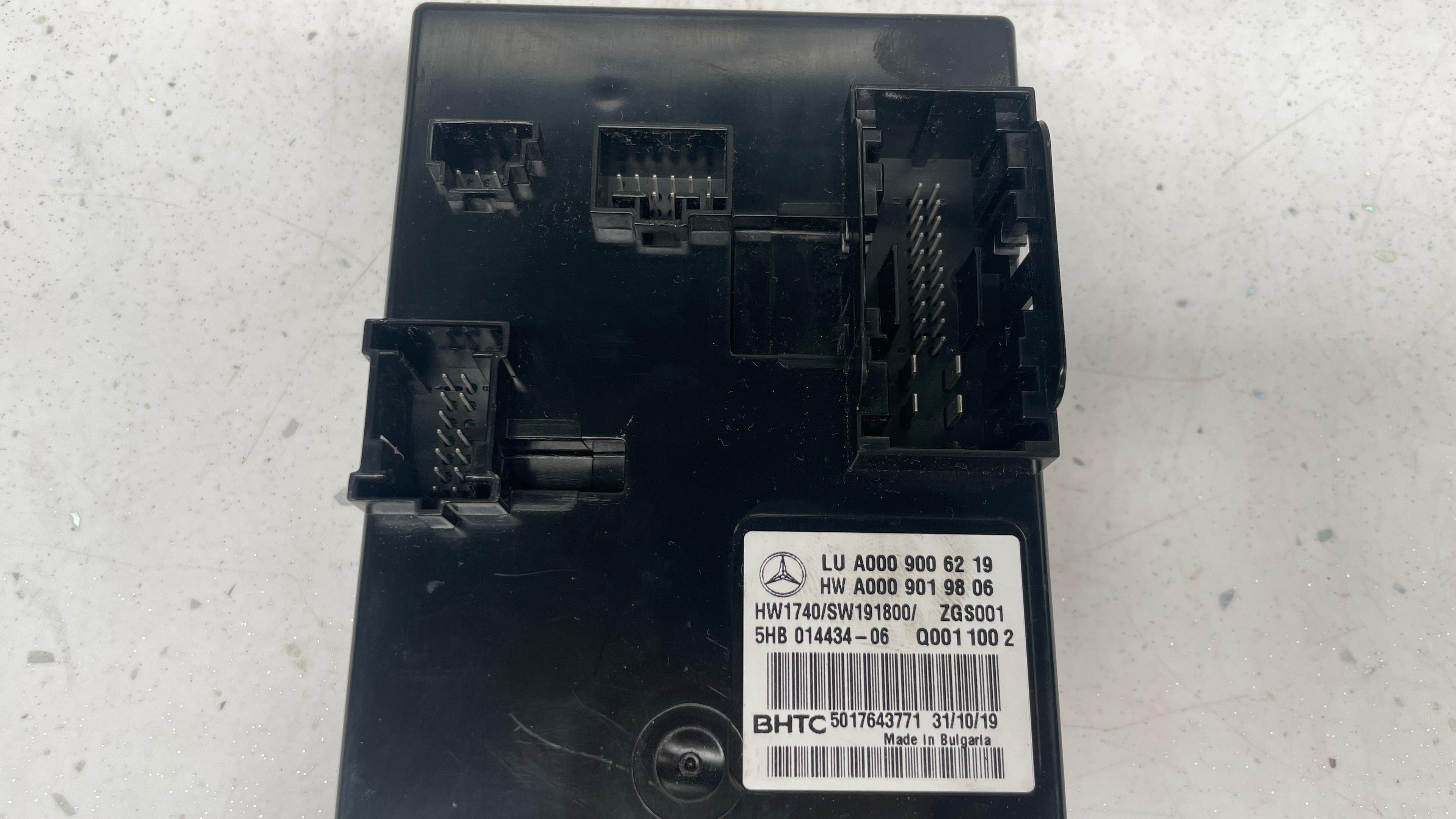 A0009006219 MERCEDES GLE AIR CONDITIONER CONTROL MODULE