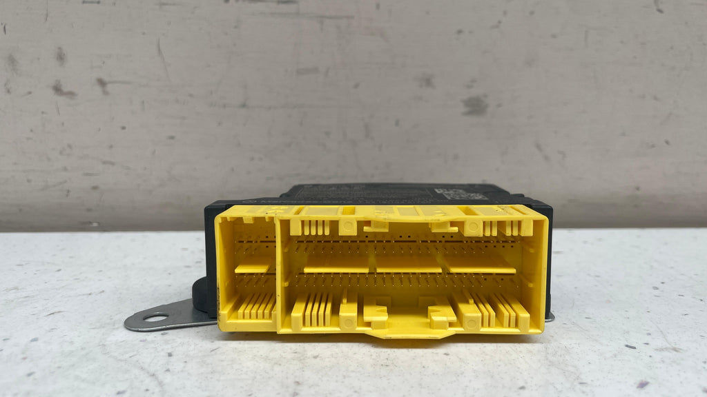 A1679004809 MERCEDES GLE SRS CONTROL UNIT
