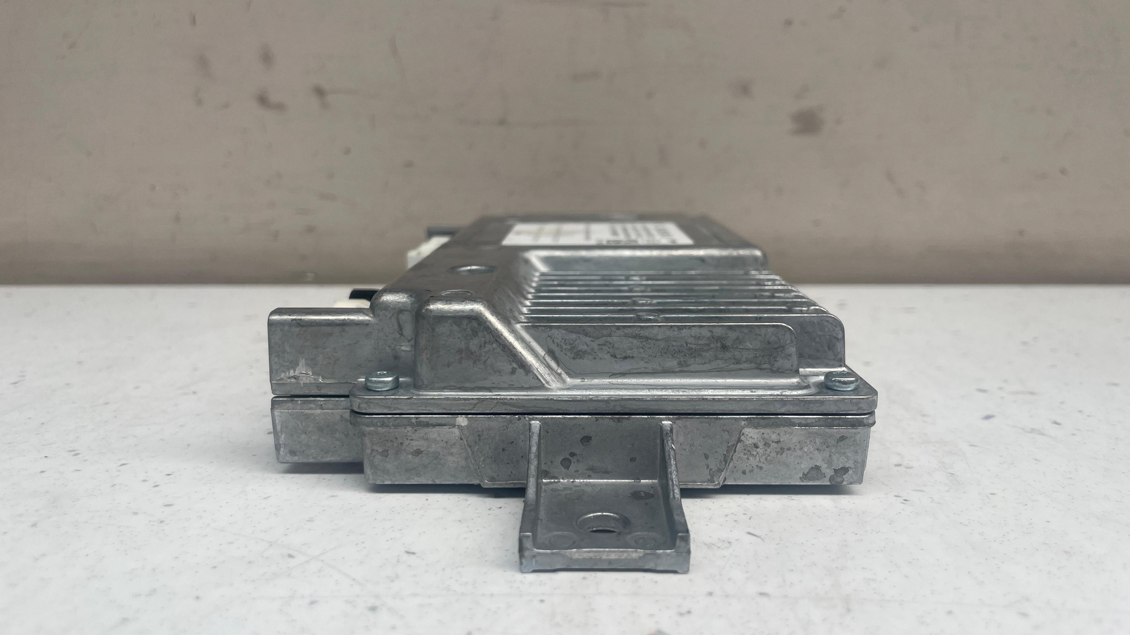 A0009006418 MERCEDES W213 GENUINE FRONT CAMERA CONTROL UNIT