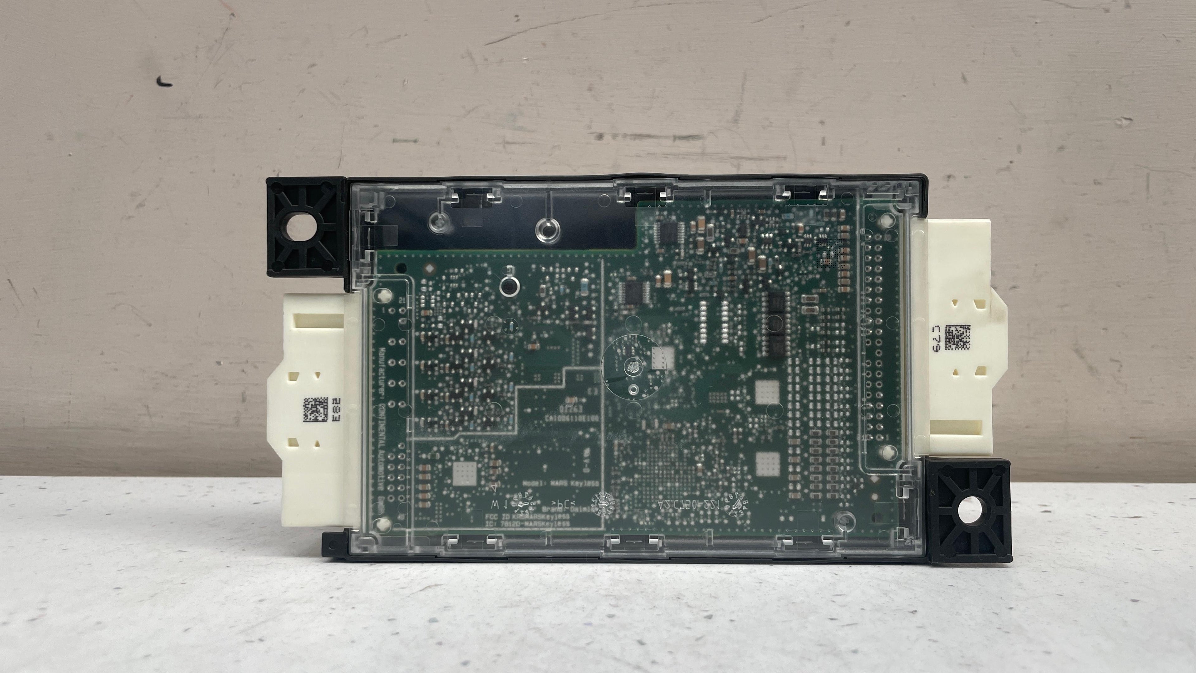 A1679007012 MERCEDES W167 KEYLESS CONTROL MODULE
