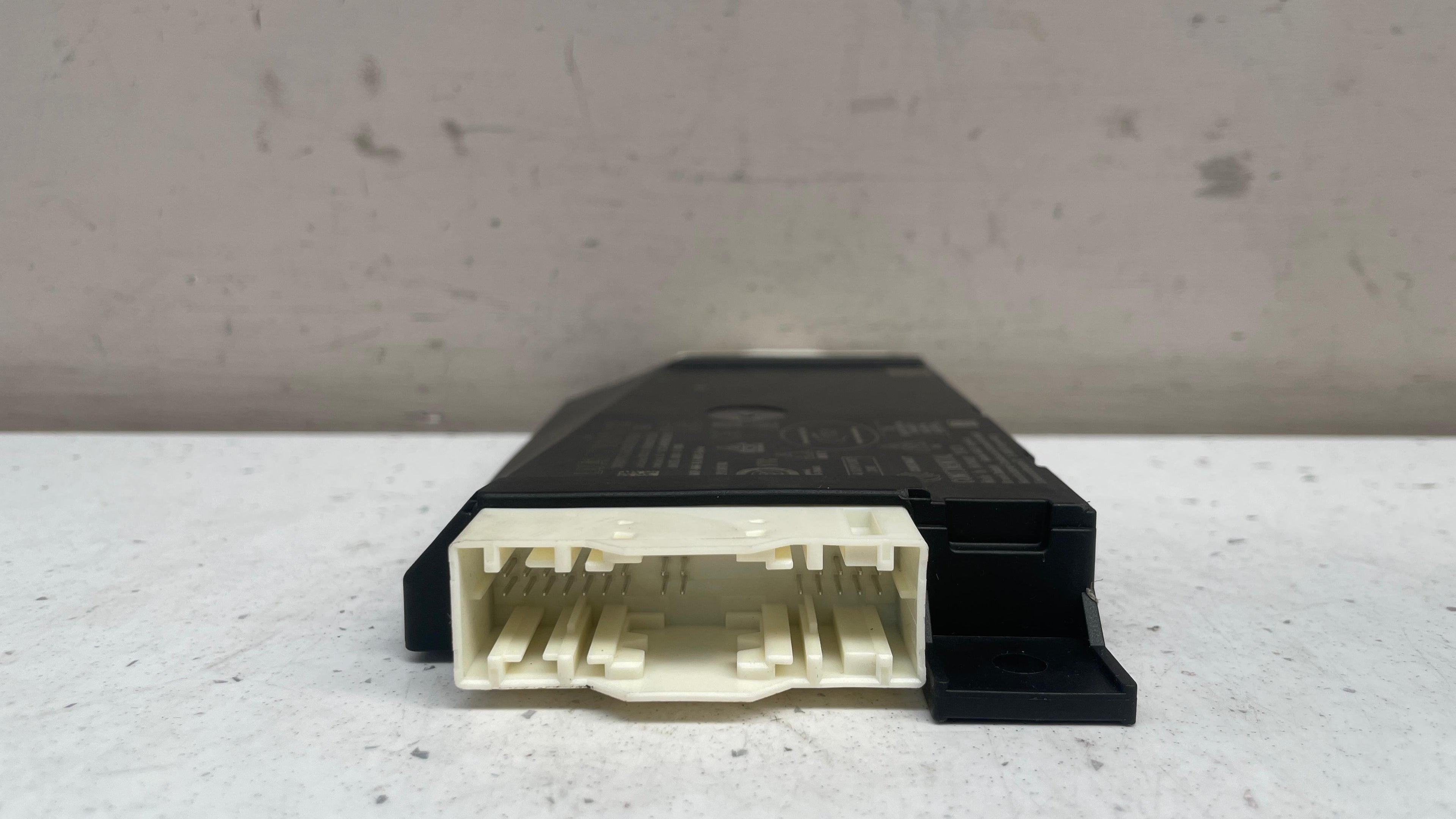 A1679007012 MERCEDES W167 KEYLESS CONTROL MODULE