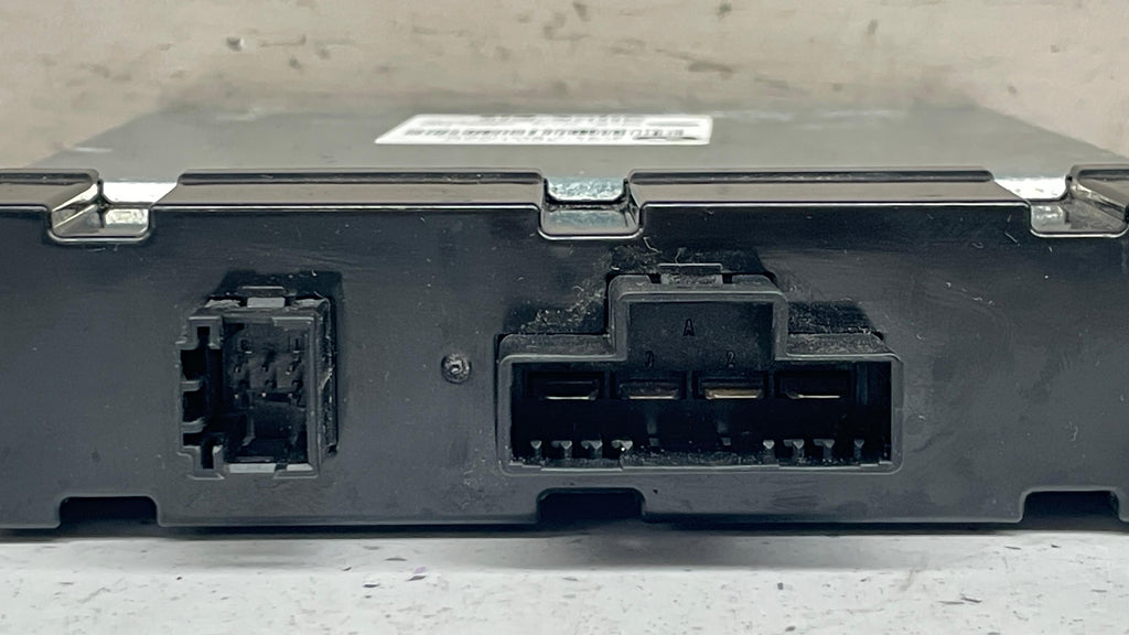 6142924715902 BMW F01 VOLTAGE CONVERTER CONTROL UNIT