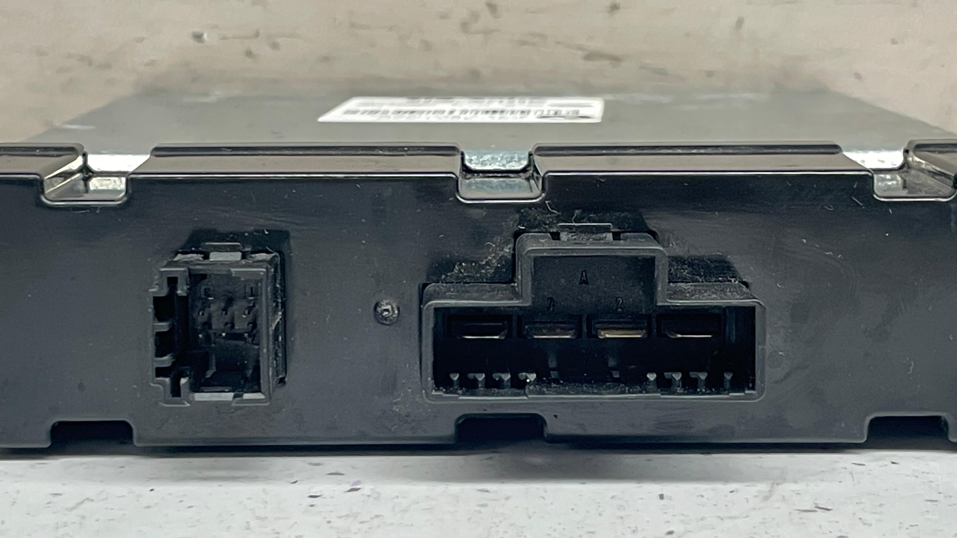 6142924715902 BMW F01 VOLTAGE CONVERTER CONTROL UNIT