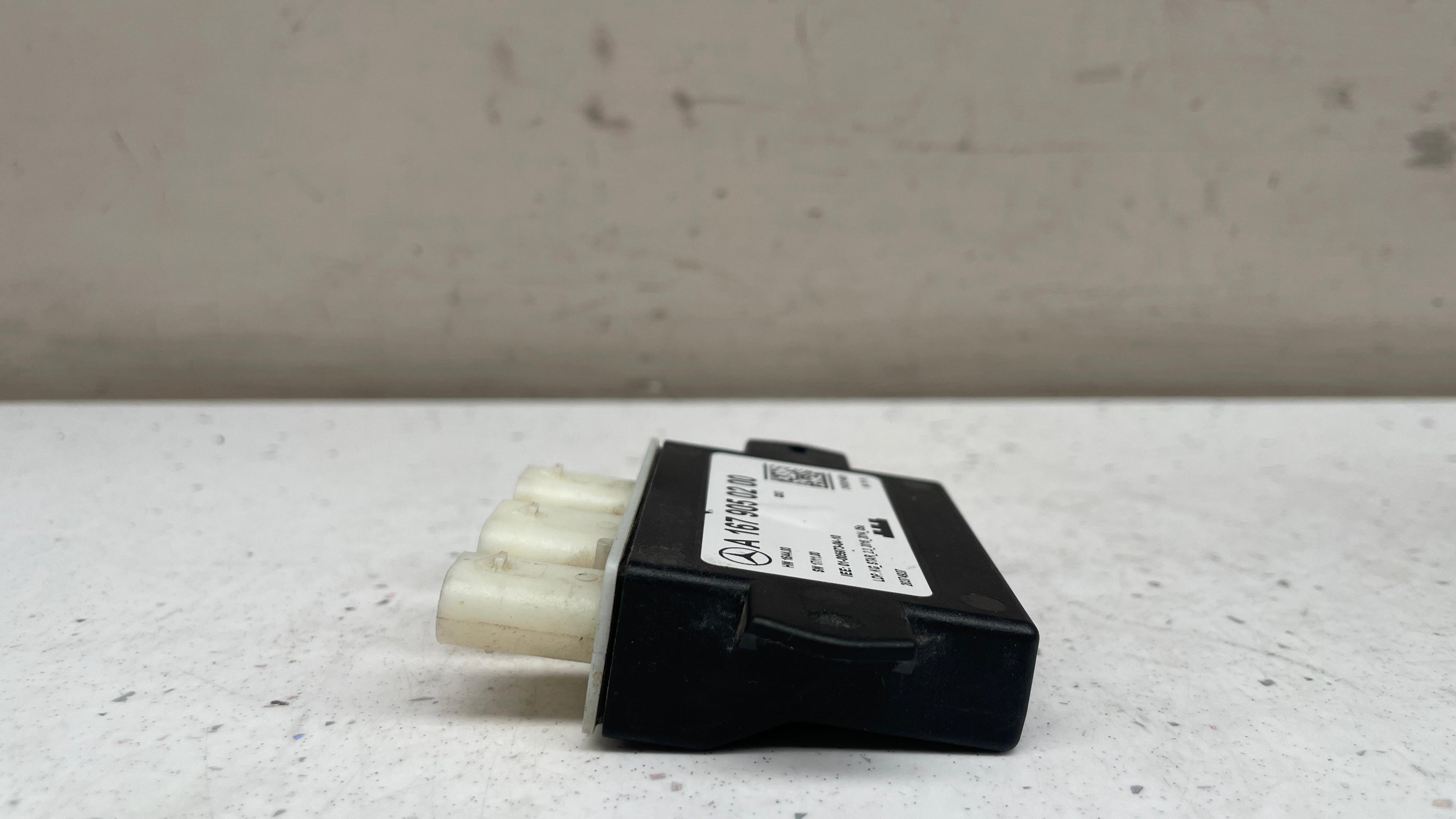A1679050200 MERCEDES TAILGATE CONTROL UNIT