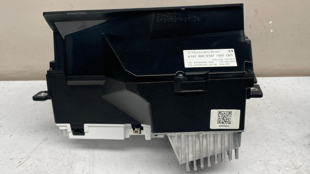 A1679006107  MERCEDES GLE HEAD-UP DISPLAY MODULE