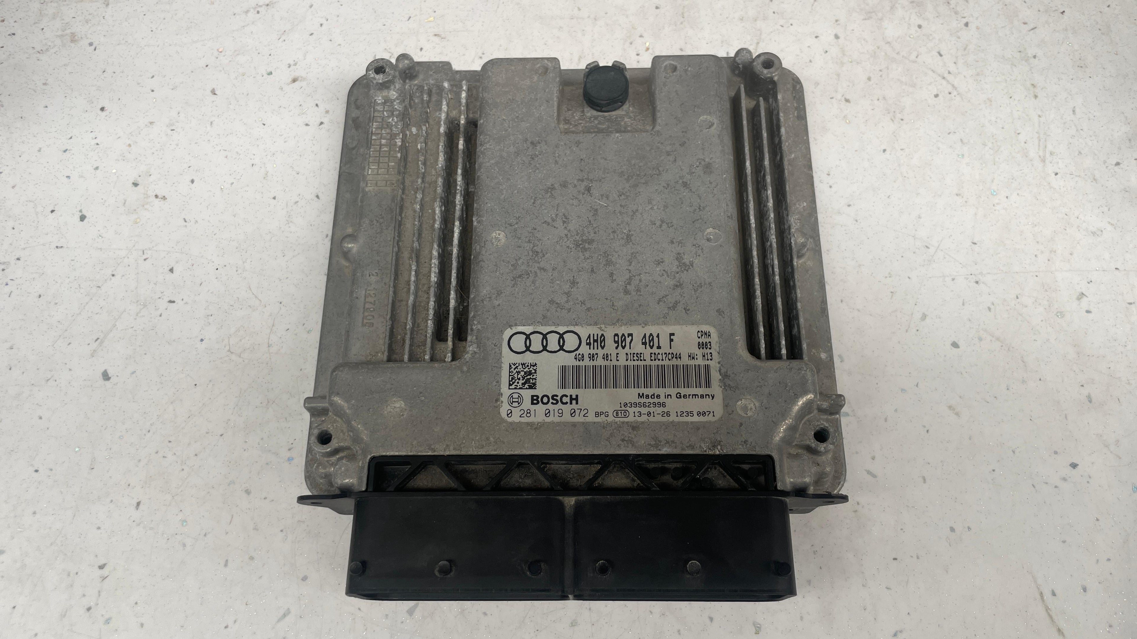 4H0907401F AUDI A8  ENGINE CONTROL UNIT ECU