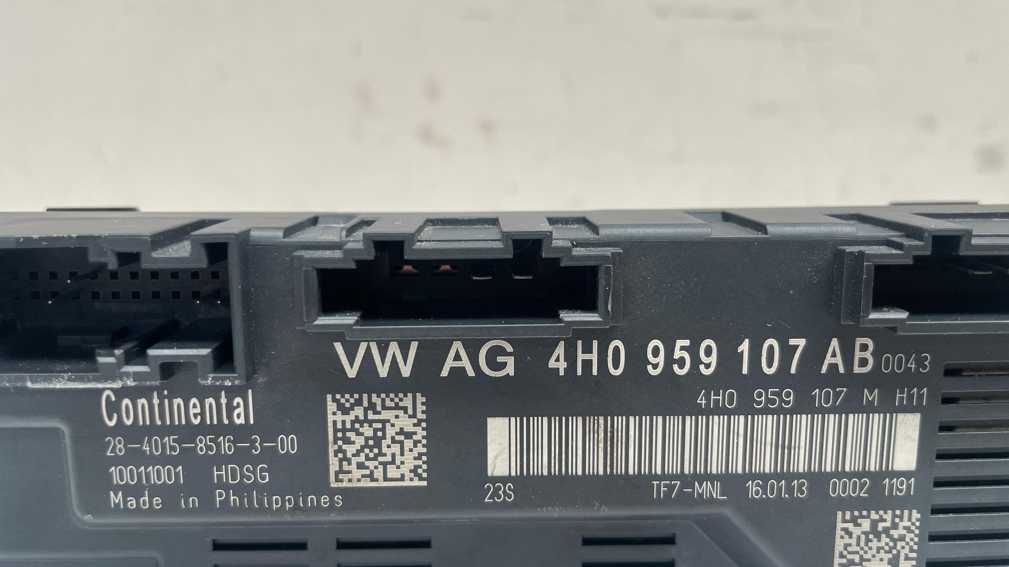 4H0959107AB AUDI A8 TAILGATE CONTROL MODULE
