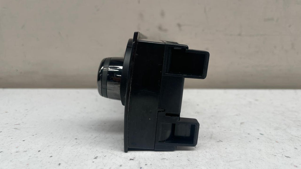 9304721-01 BMW F01  HVAC CLIMATE CONTROL UNIT