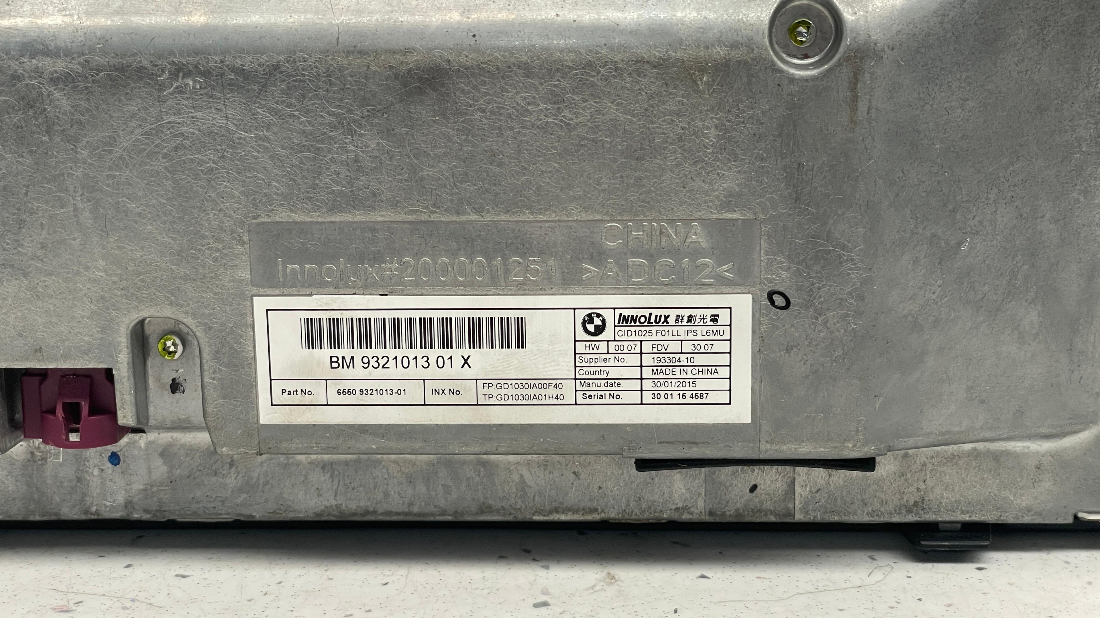 932101301 BMW F01  DISPLAY MONITOR UNIT USED