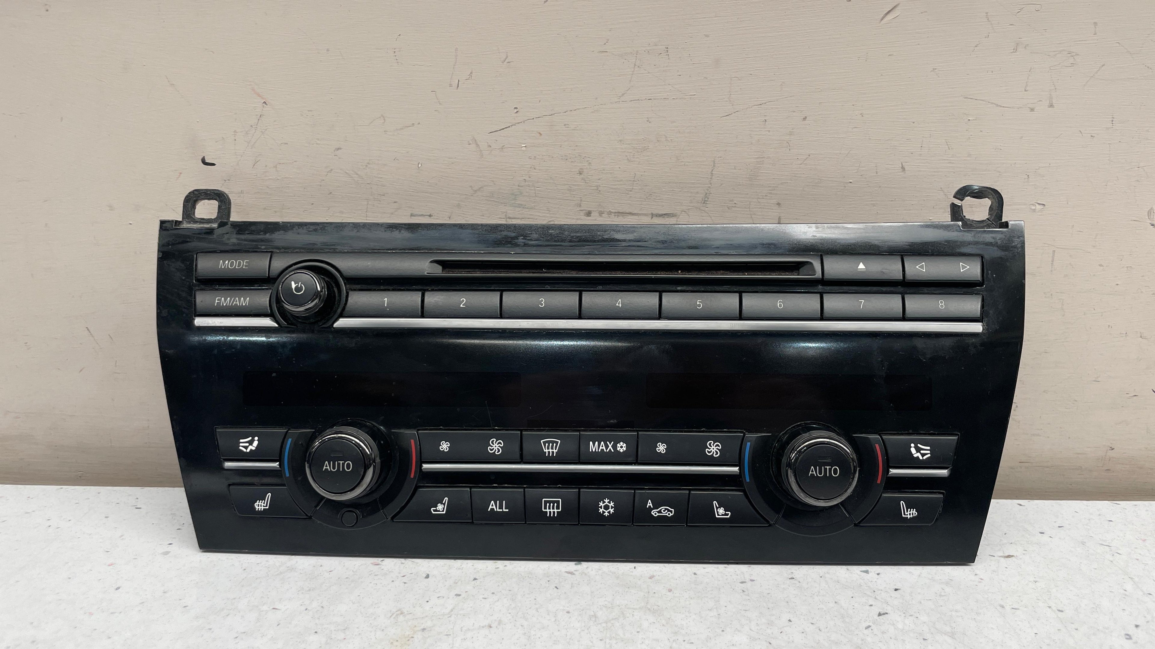 9388985-01 BMW F01  HVAC  CLIMATE CONTROL UNIT
