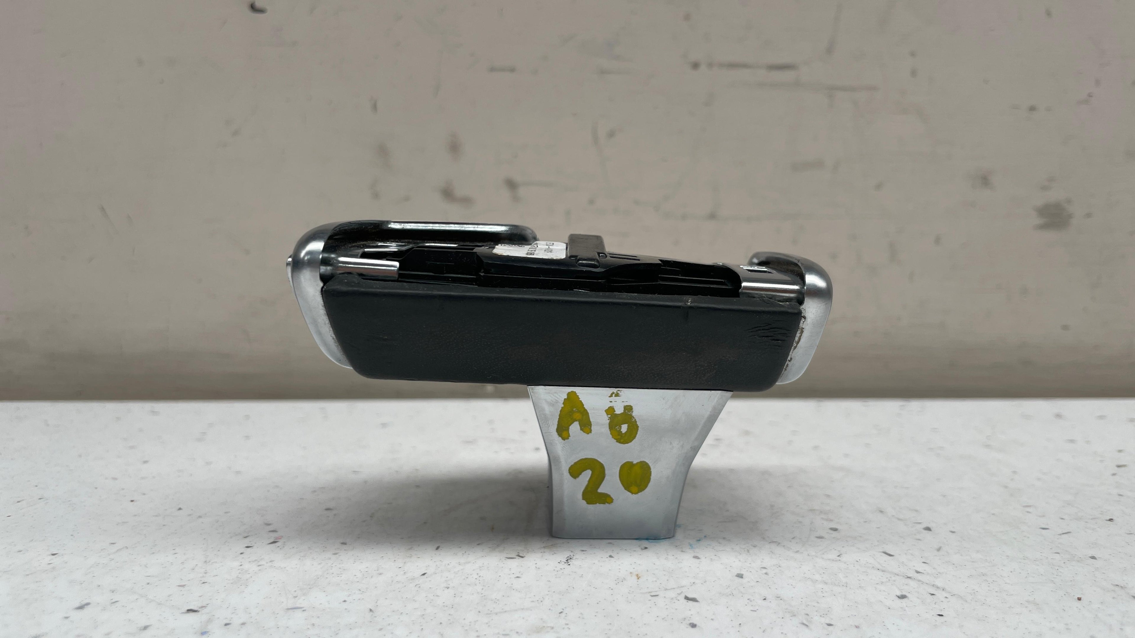 4K2713140D AUDI A8 CENTER CONSOLE GEAR SELECTOR COVER