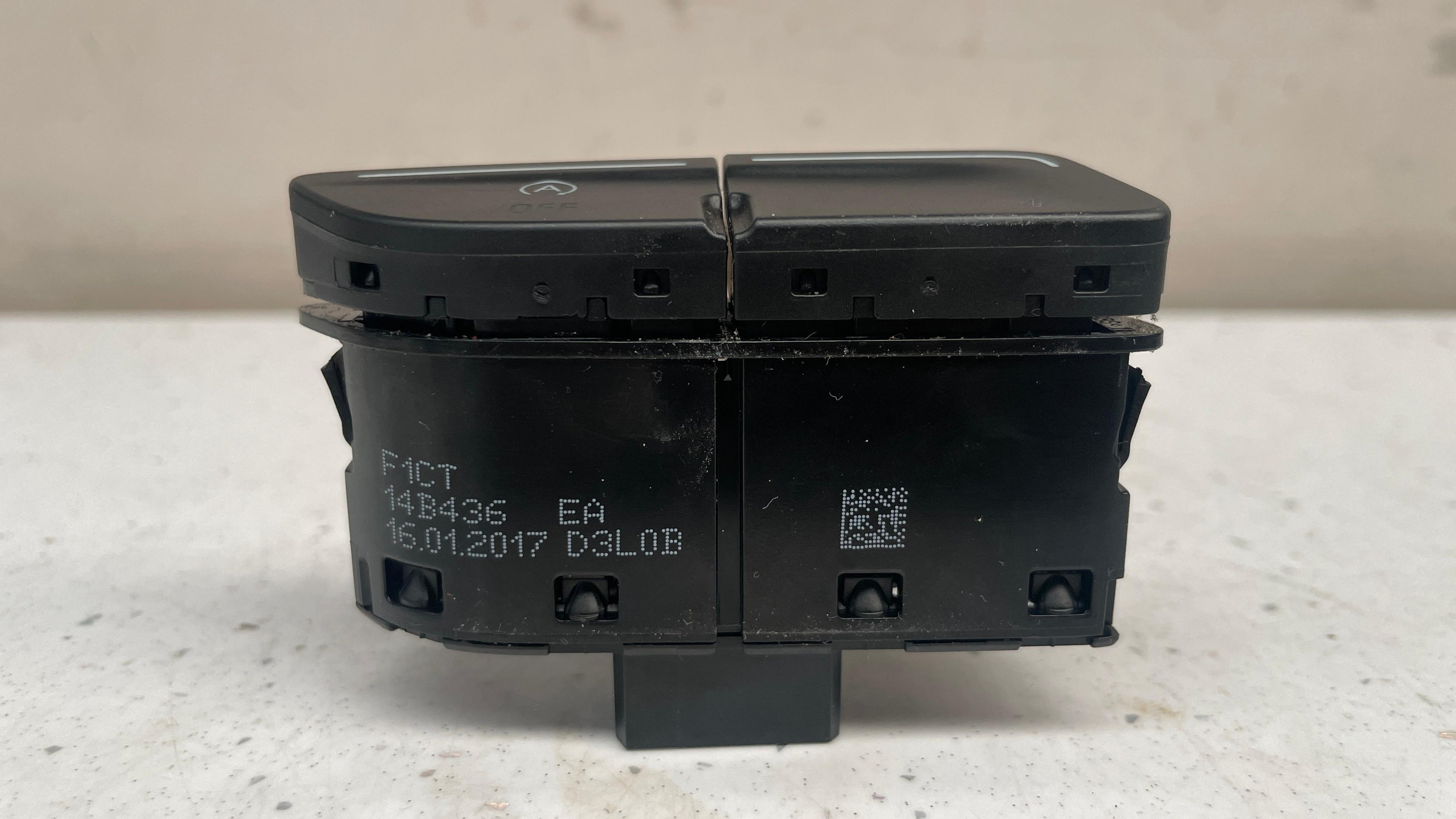 F1CT14B436EA FORD KUGA SWITCH BUTTON