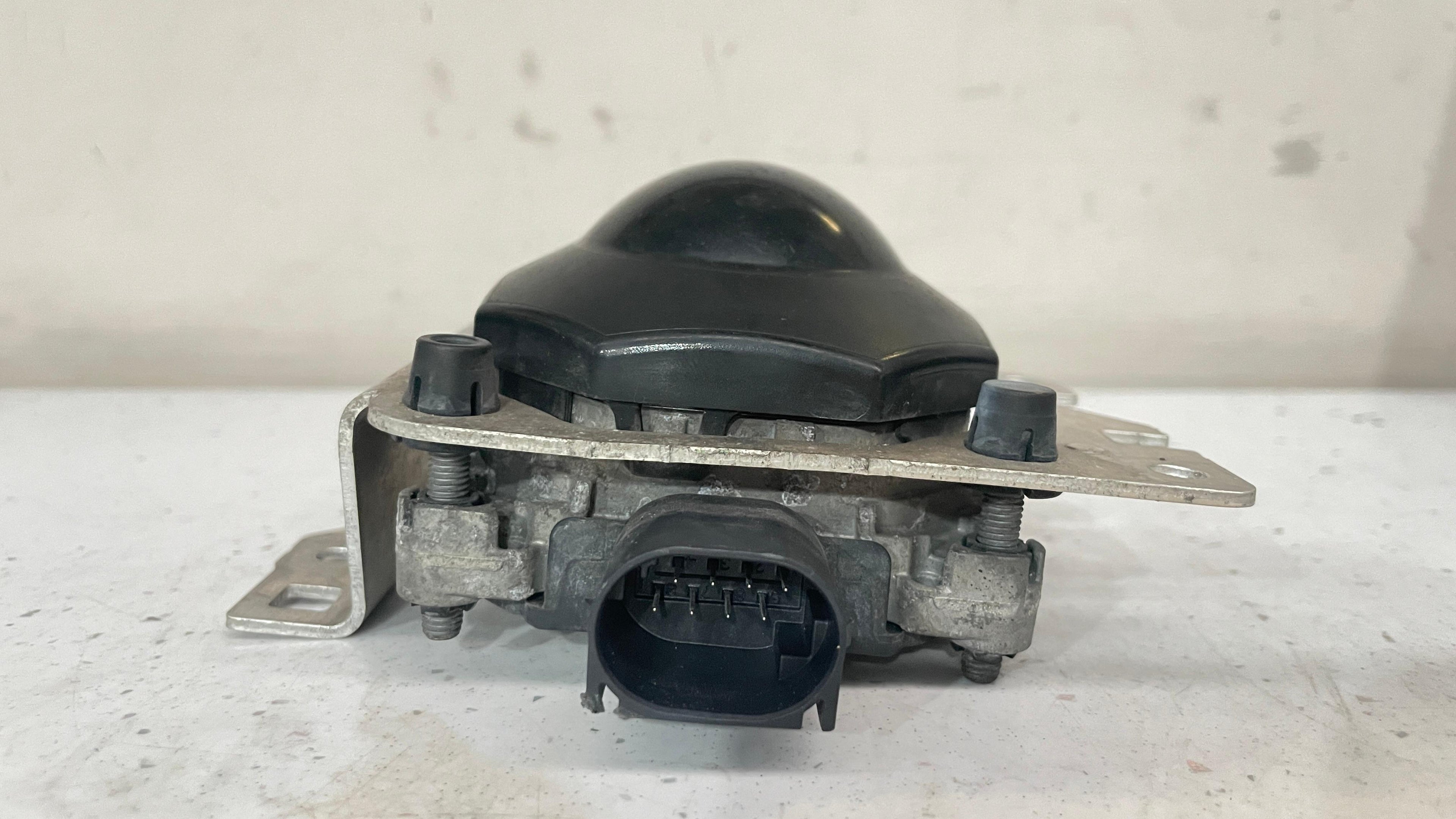 4N0907561D  AUDI FRONT ADAPTIVE CRUISE CONTROL DISTANCE RADAR SENSOR