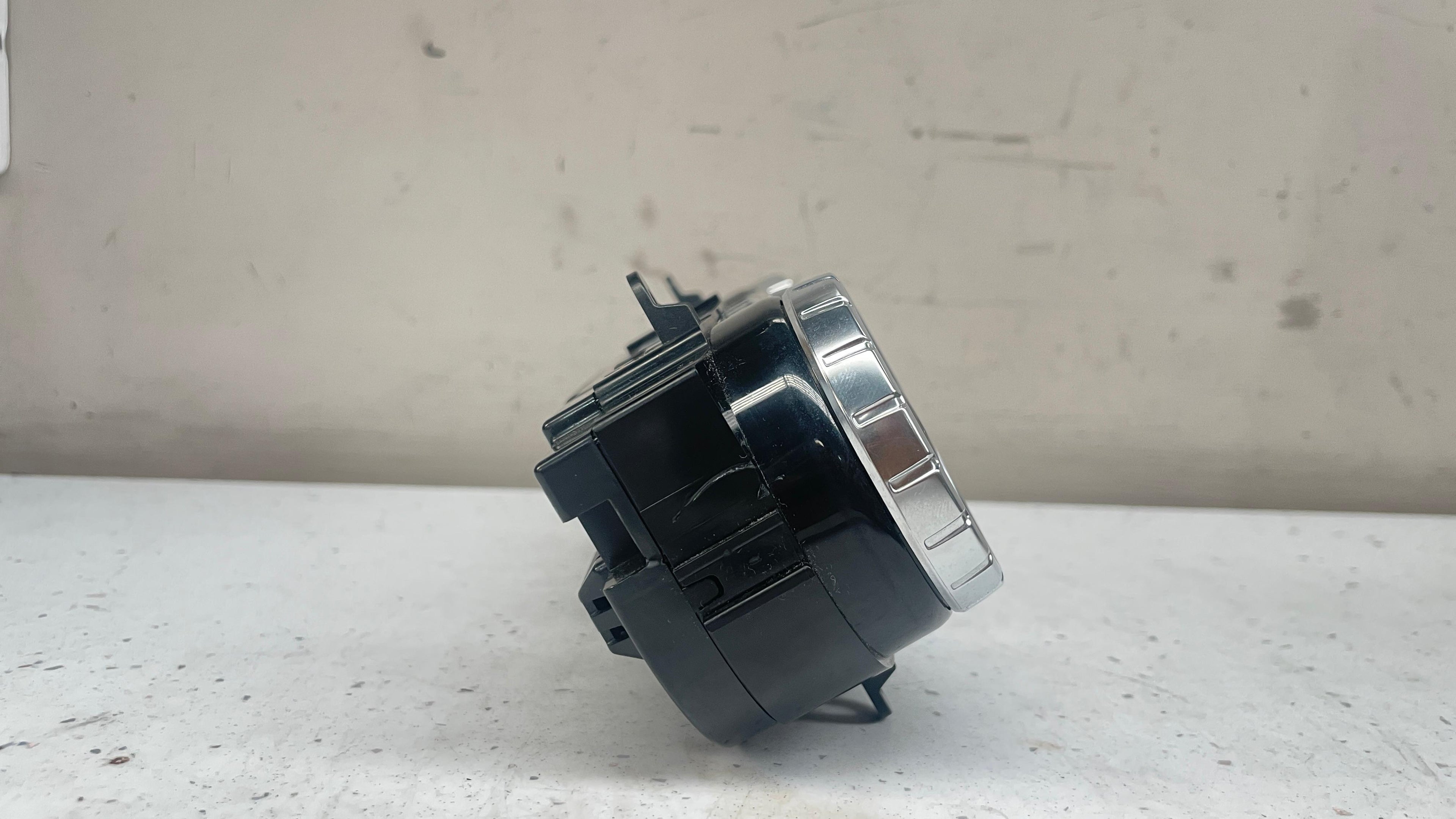 A1669007008 MERCEDES GLE HEATER AC CLIMATE CONTROL SWITCH PANEL