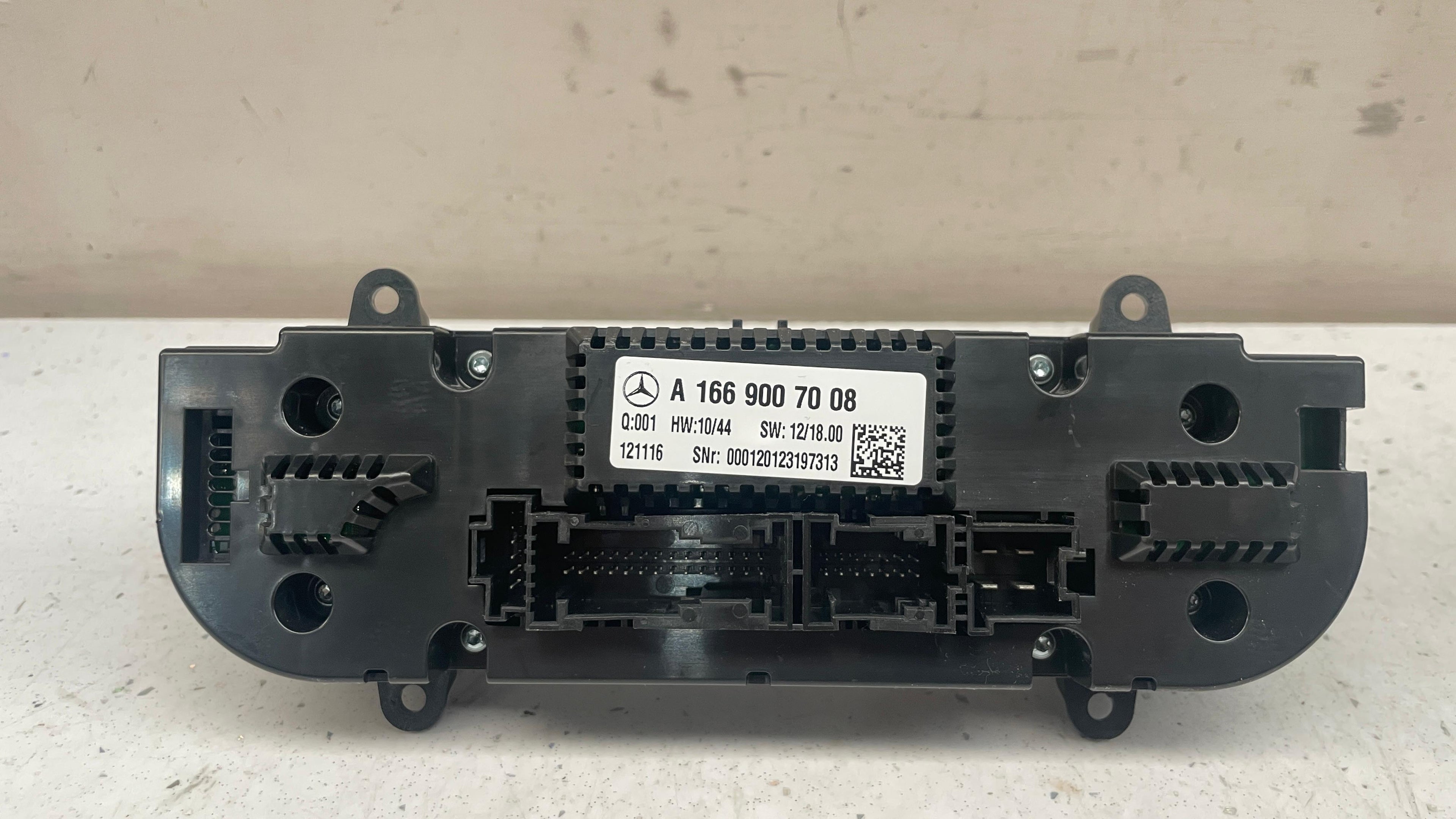 A1669007008 MERCEDES GLE HEATER AC CLIMATE CONTROL SWITCH PANEL