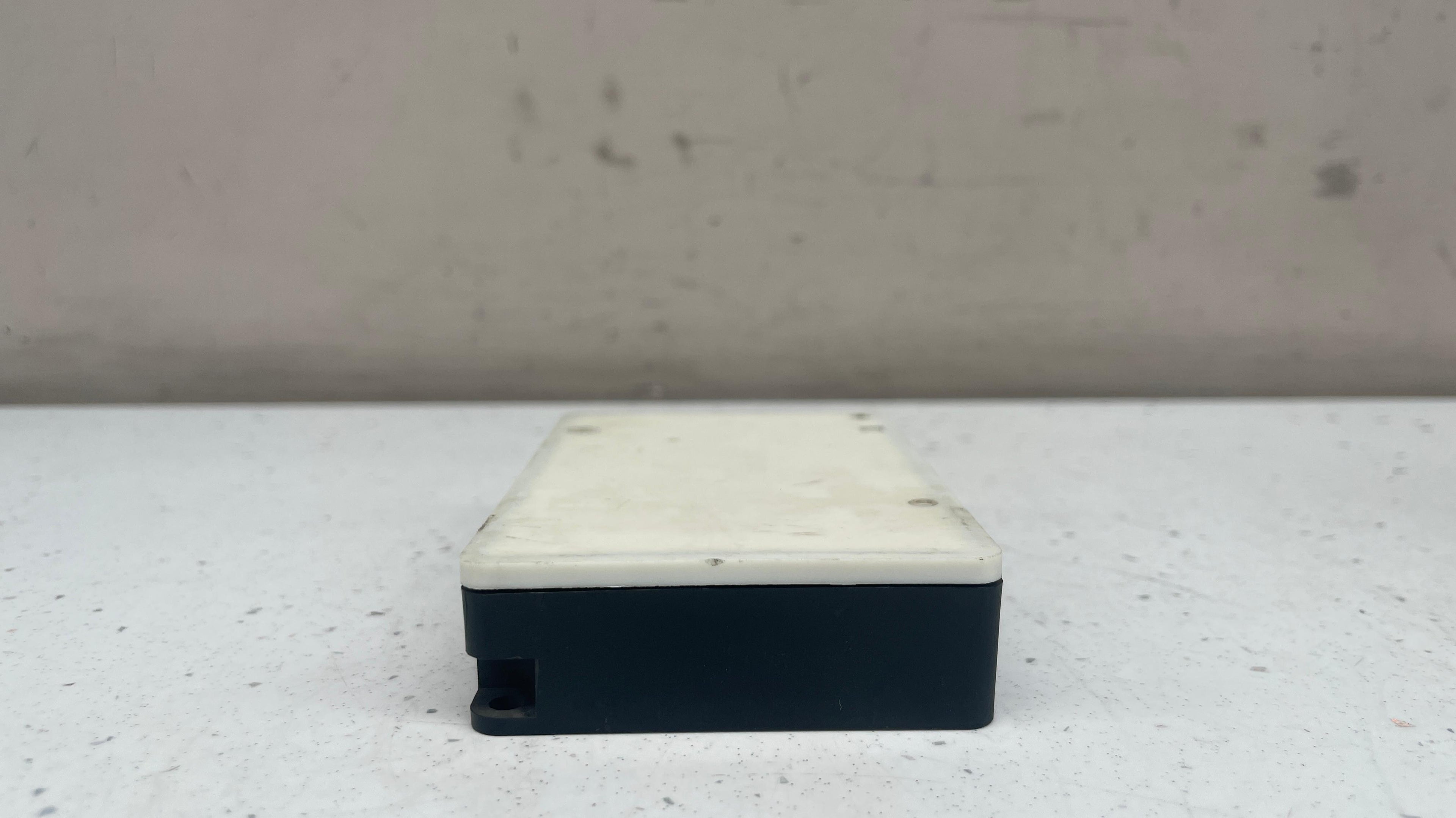 A0009051302 MERCEDES GLE RADAR DISTANCE SENSOR