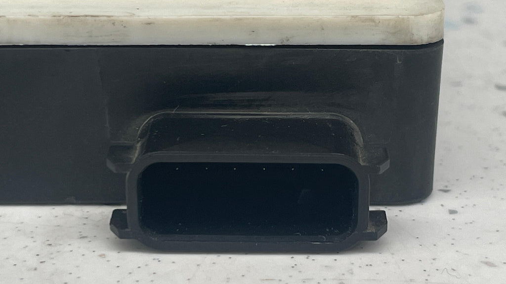 A0009051302 MERCEDES GLE RADAR DISTANCE SENSOR