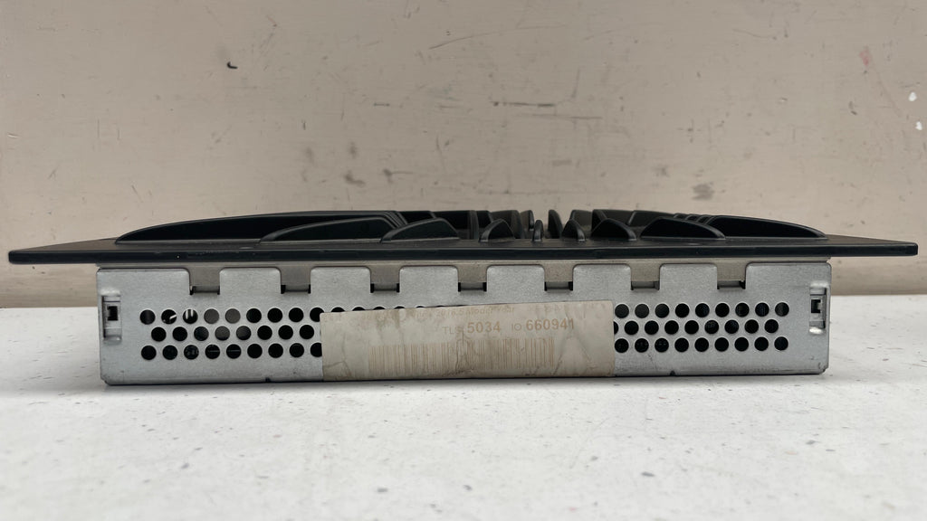 EW9319C164AB  JAGUAR MERIDIAN STEREO AUDIO AMPLIFIER AMP