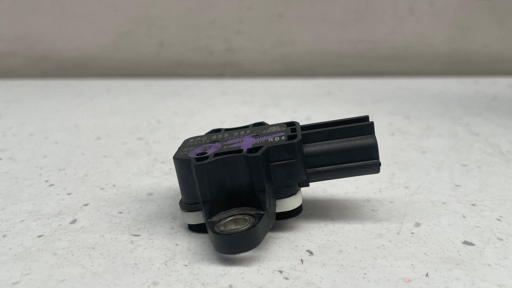 8P0955557 AUDI Q7 SRS IMPACT SENSOR