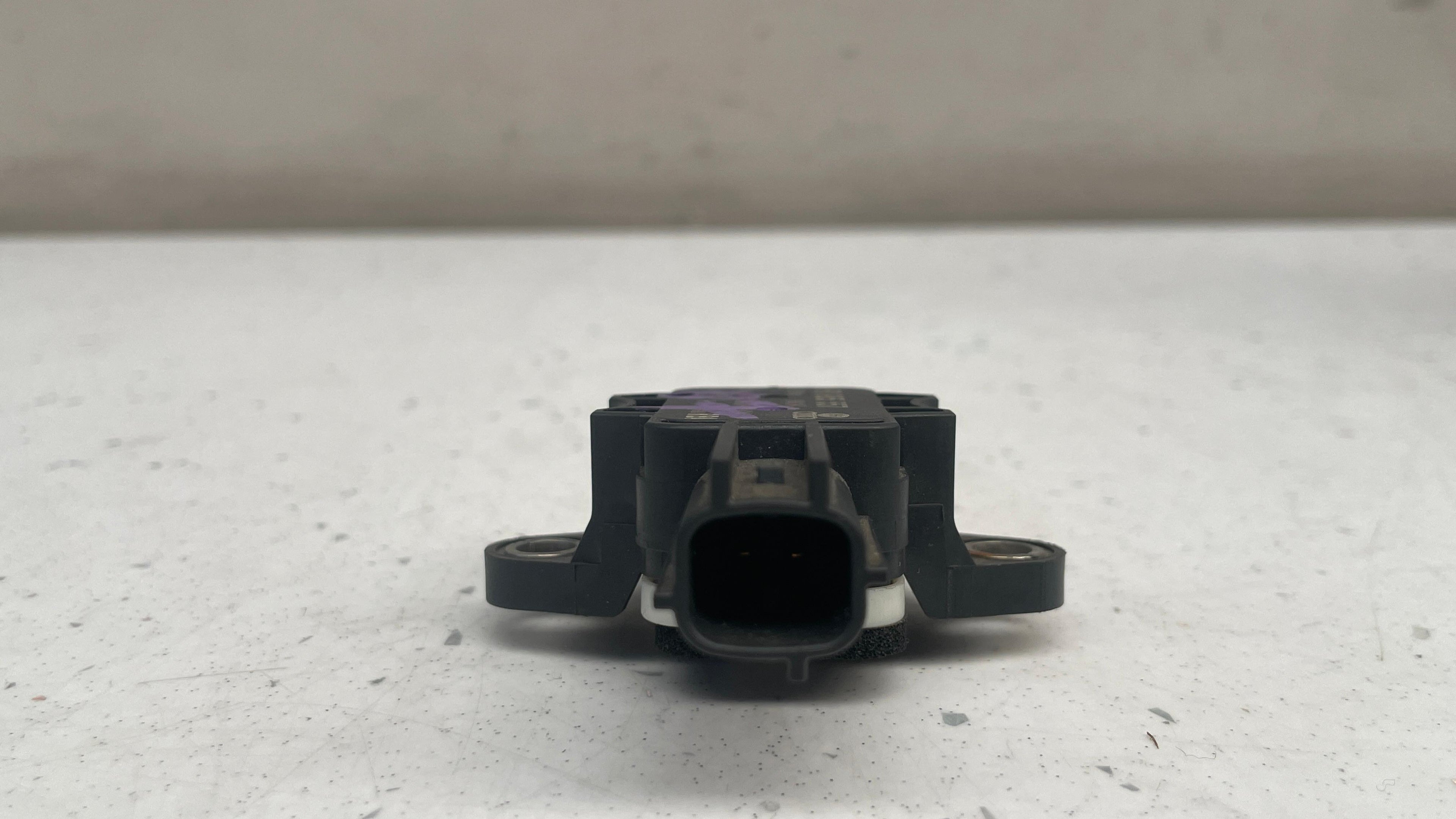 8P0955557 AUDI Q7 SRS IMPACT SENSOR
