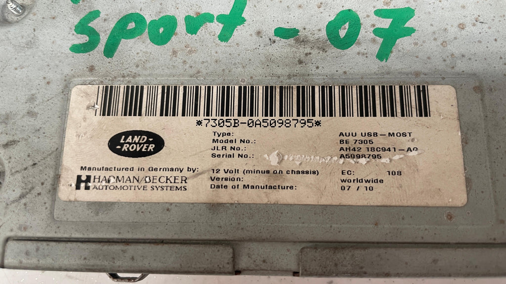 A5098795  LAND ROVER  AUTOMOTIVE SYSTEMS  AUU USB-MOST MODULE