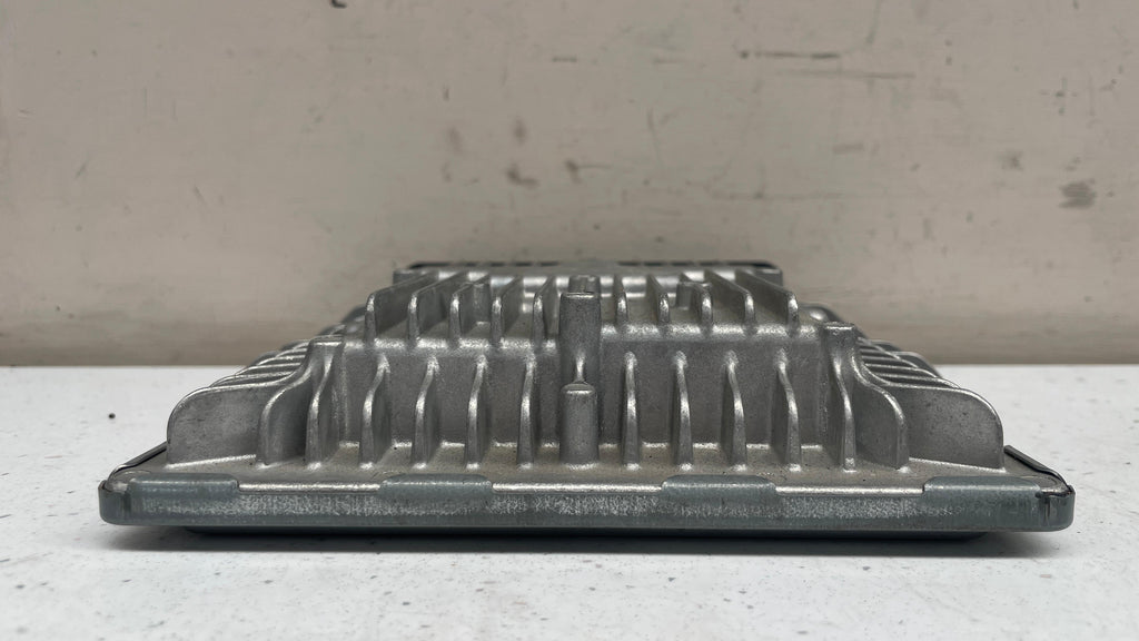 6R8Q-12A650-FA  JAGUAR ENGINE CONTROL UNIT ECU
