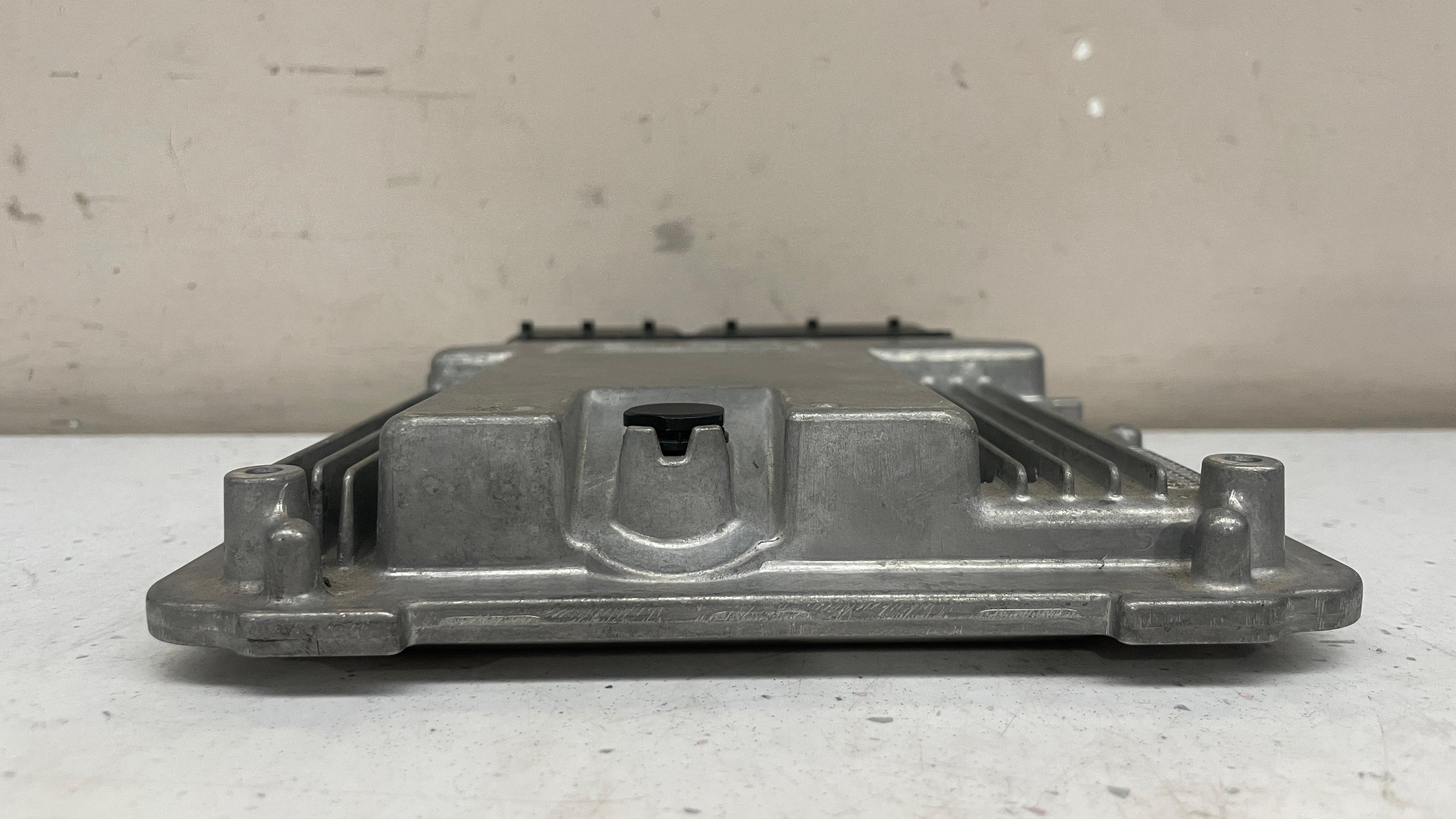 8586544 BMW X5 ENGINE CONTROL UNIT ECU