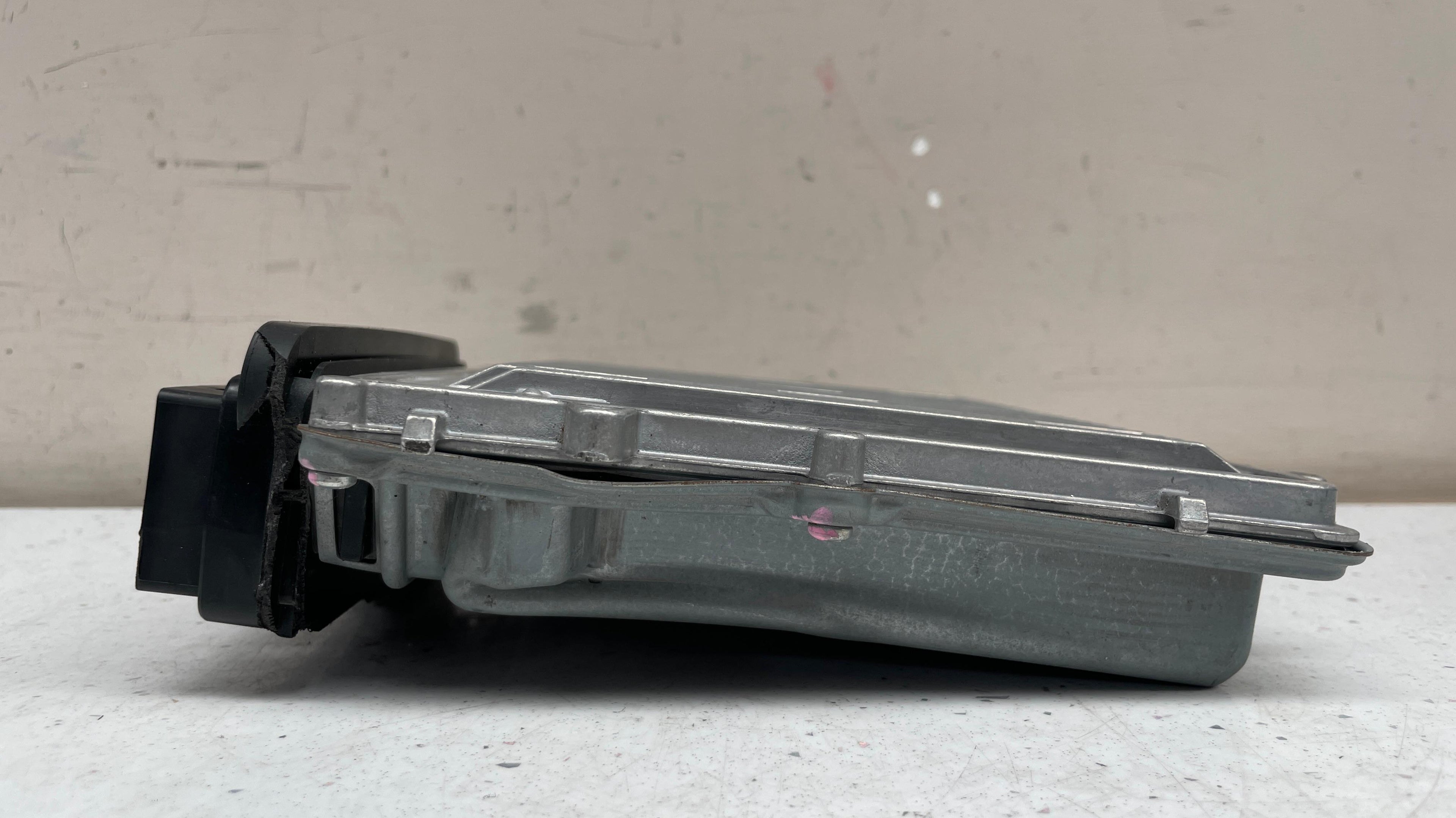 8518478-01  BMW ENGINE UNIT ECU