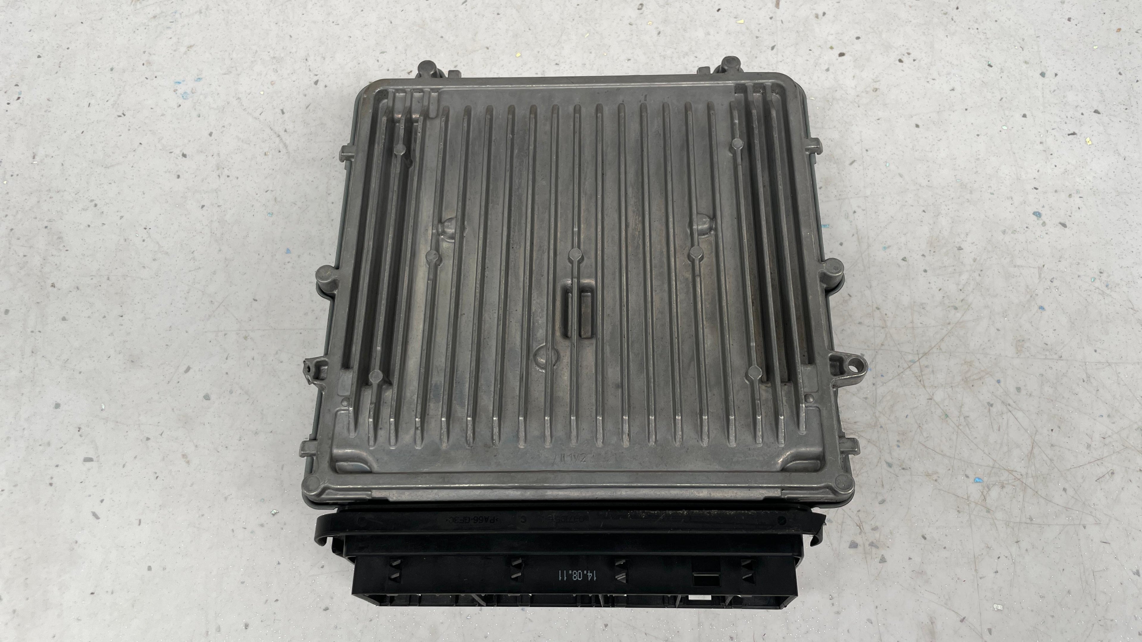 8518478-01  BMW ENGINE UNIT ECU