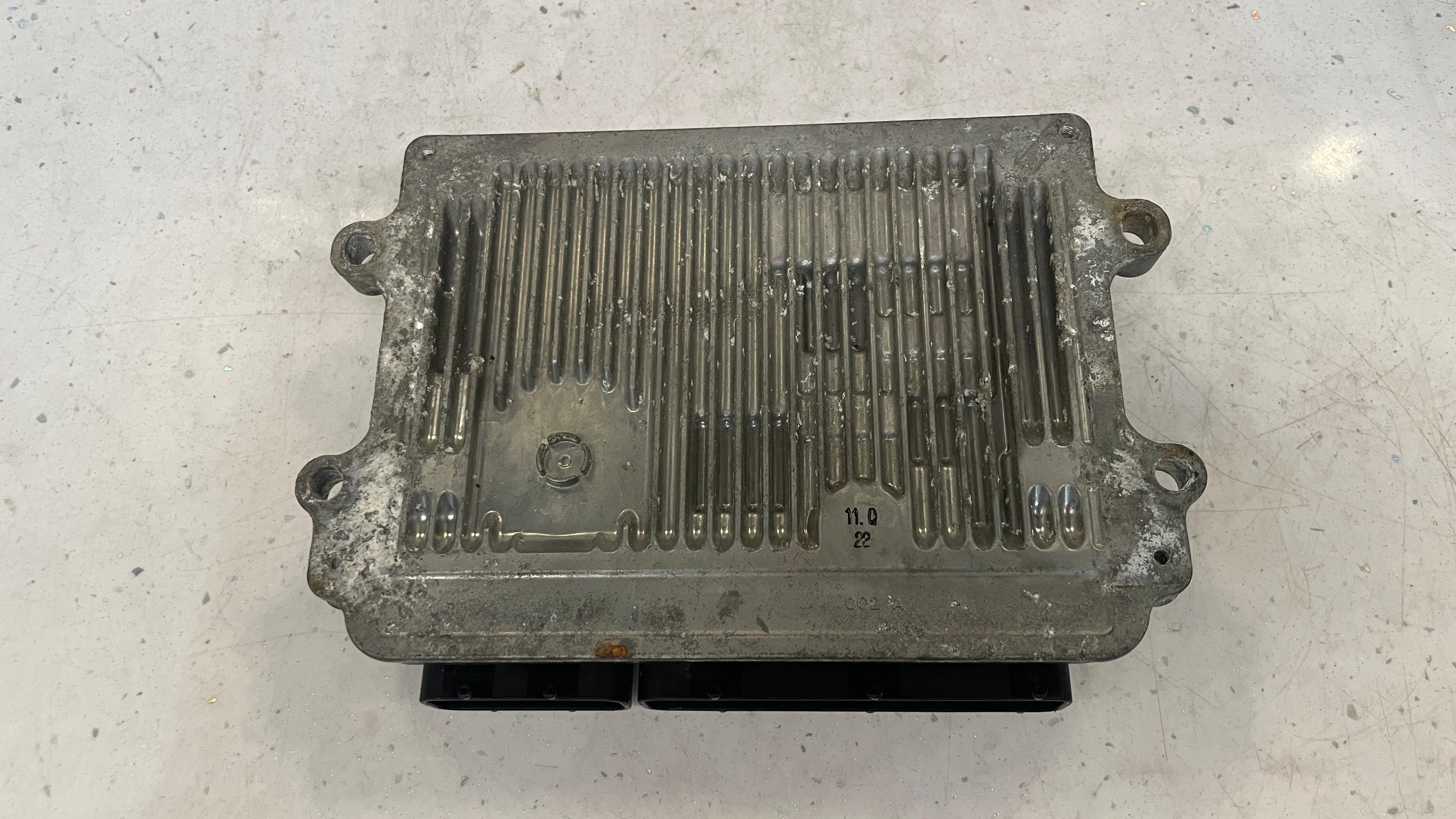 SH4K-18881A   MAZDA ENGINE ECU CONTROL