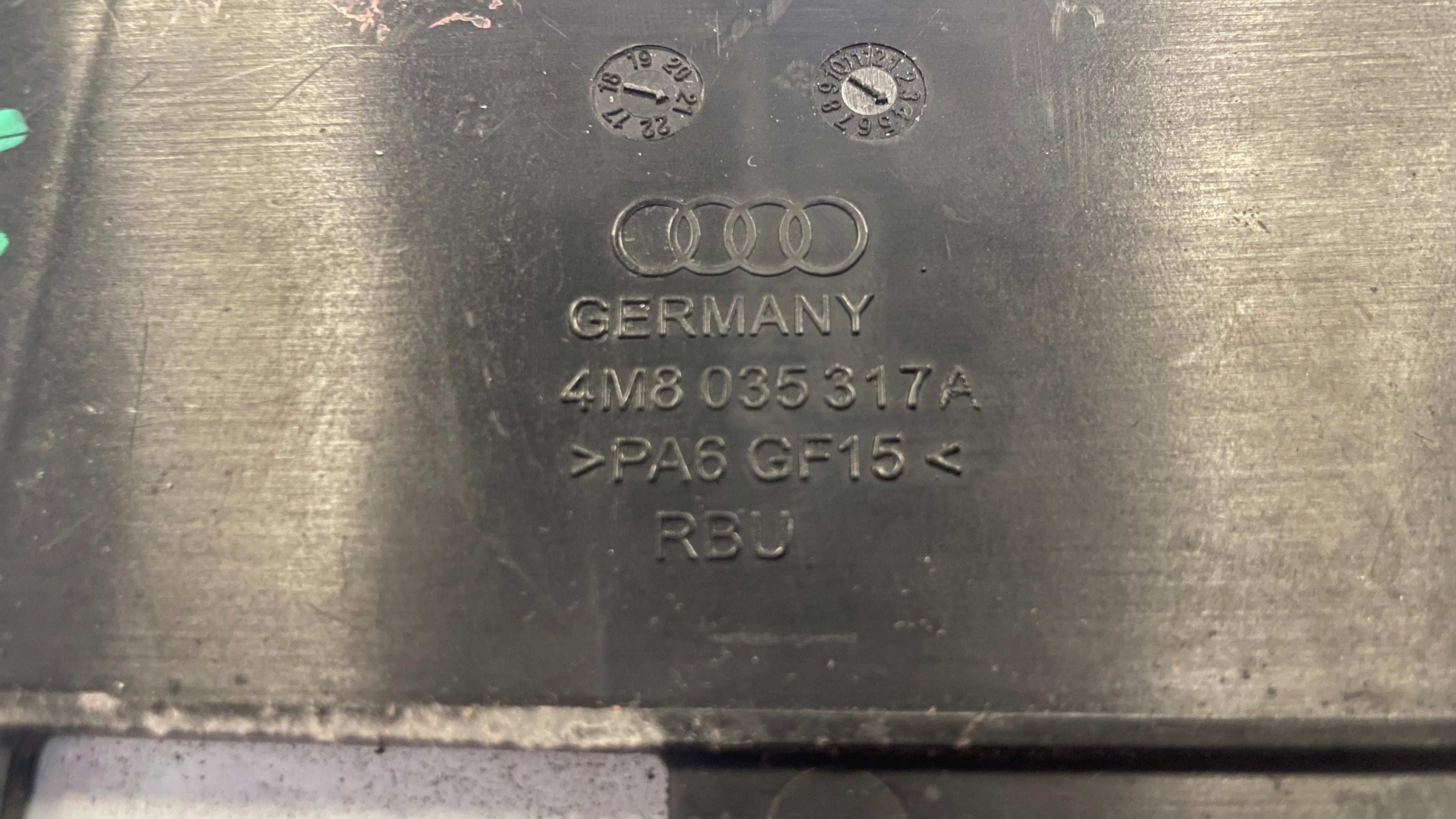 4M8035317A  AUDI SQ7  RADIO RECEIVER  CONTROL  BRACKET  HOLDER
