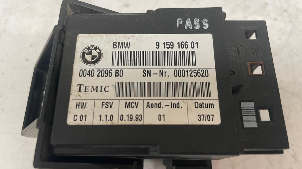 915916601  BMW CENTRE ECU SEAT