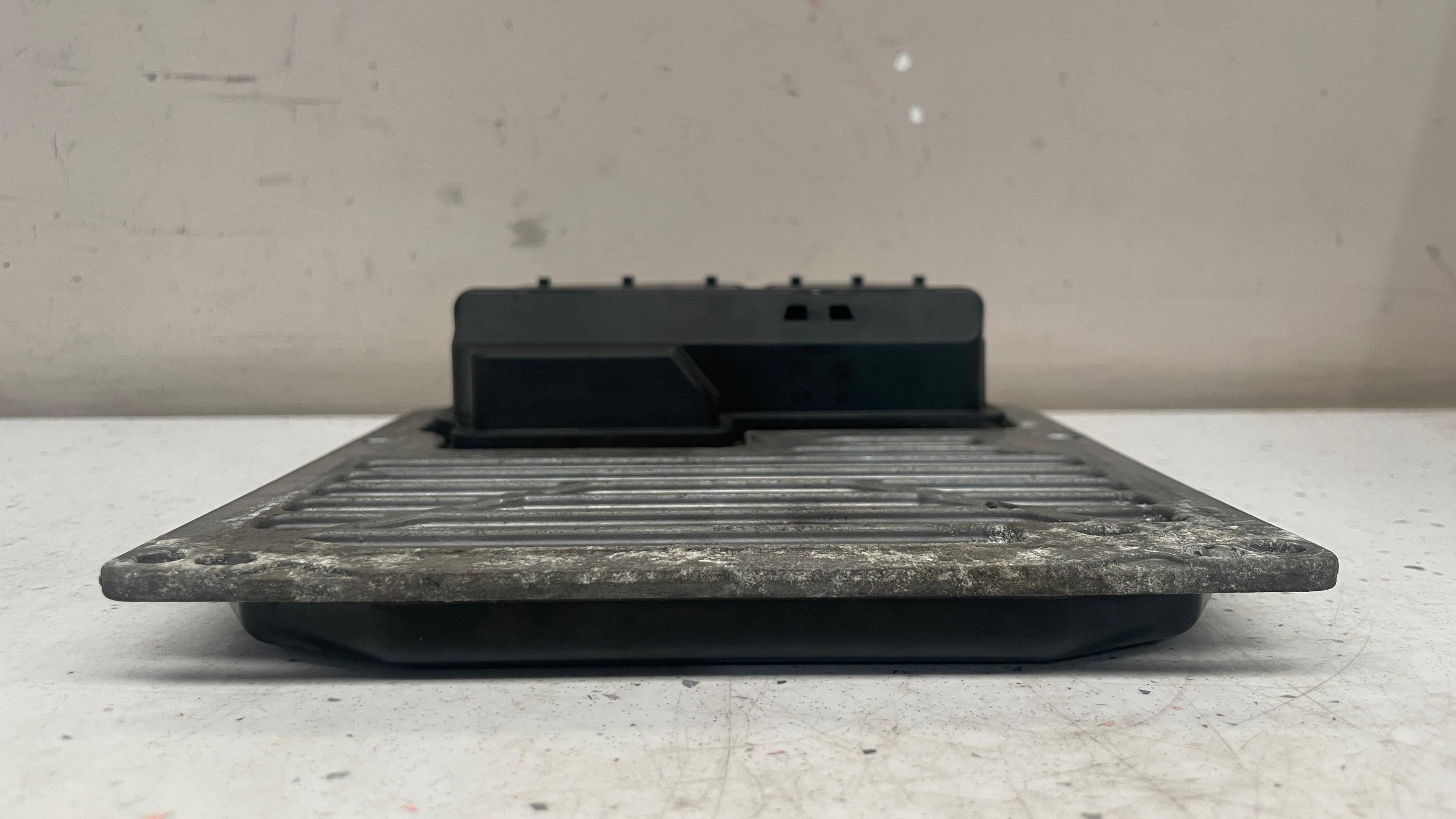 A2711539079  MERCEDES W203 ENGINE CONTROL UNIT ECU