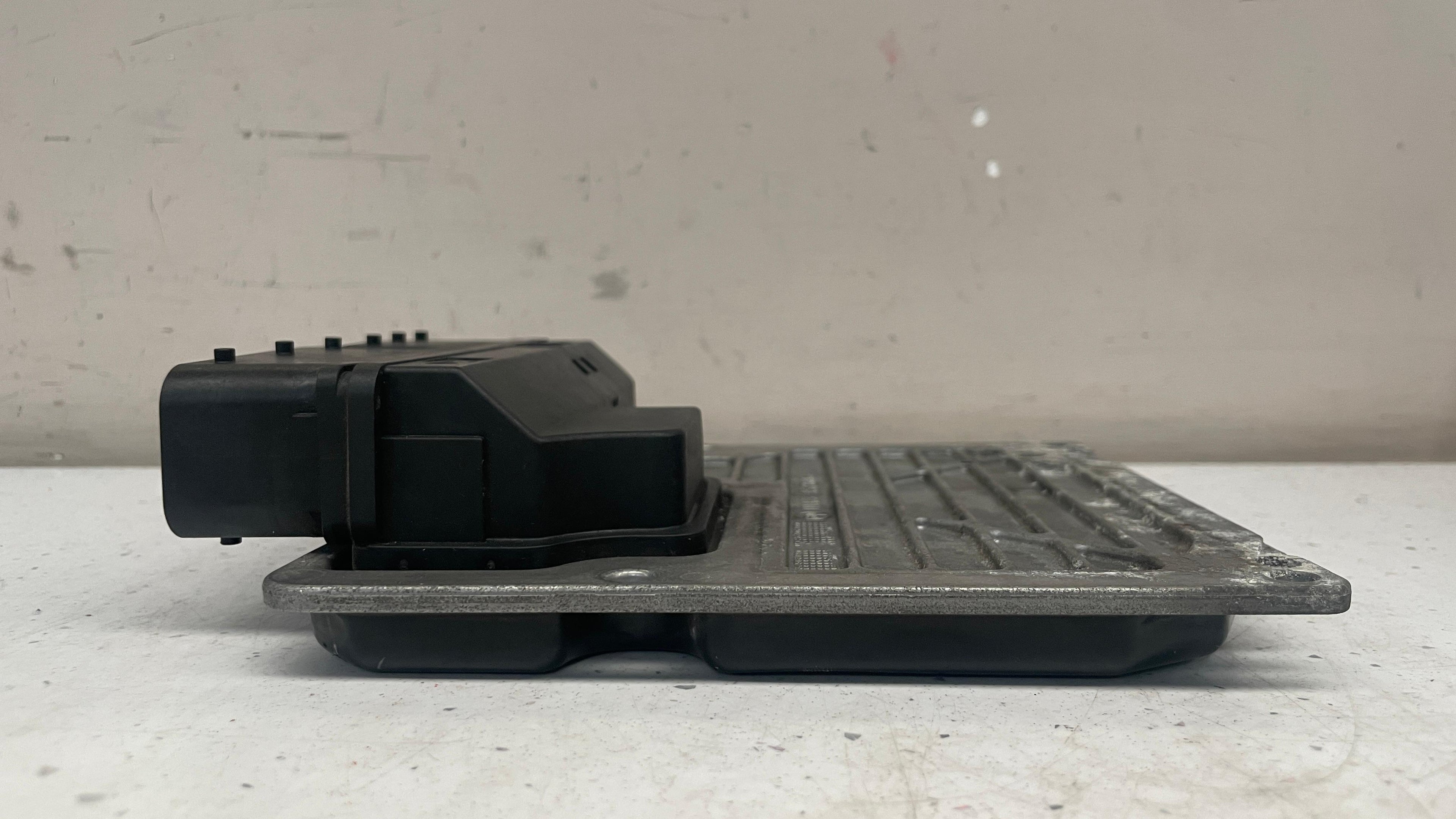 A2711539079  MERCEDES W203 ENGINE CONTROL UNIT ECU