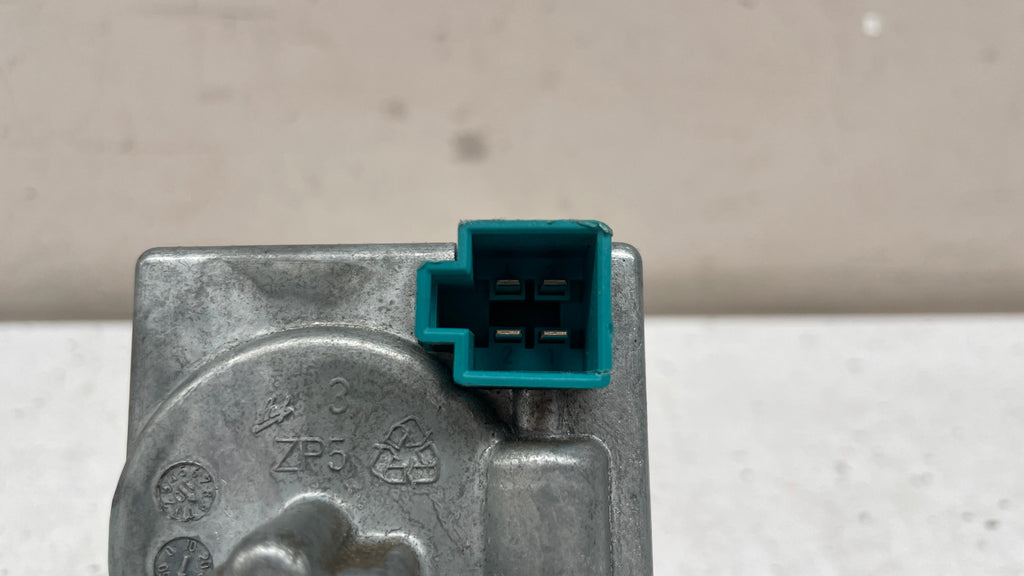 A2045458132  MERCEDES  ELECTRONIC STEERING LOCK MODULE