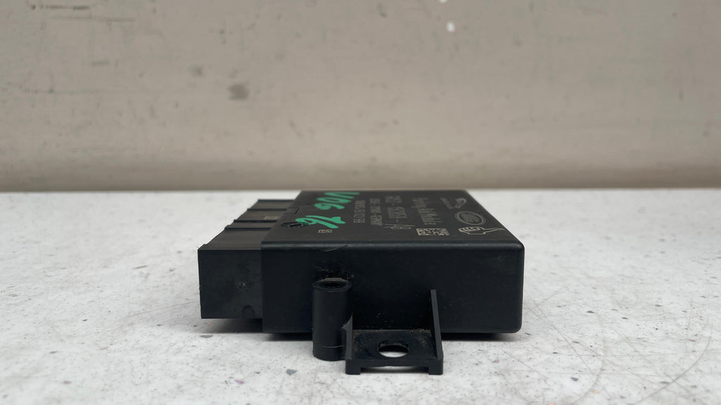 GK52-15C859-AB  LAND ROVER PARK ASSIST MODULE CONTROL